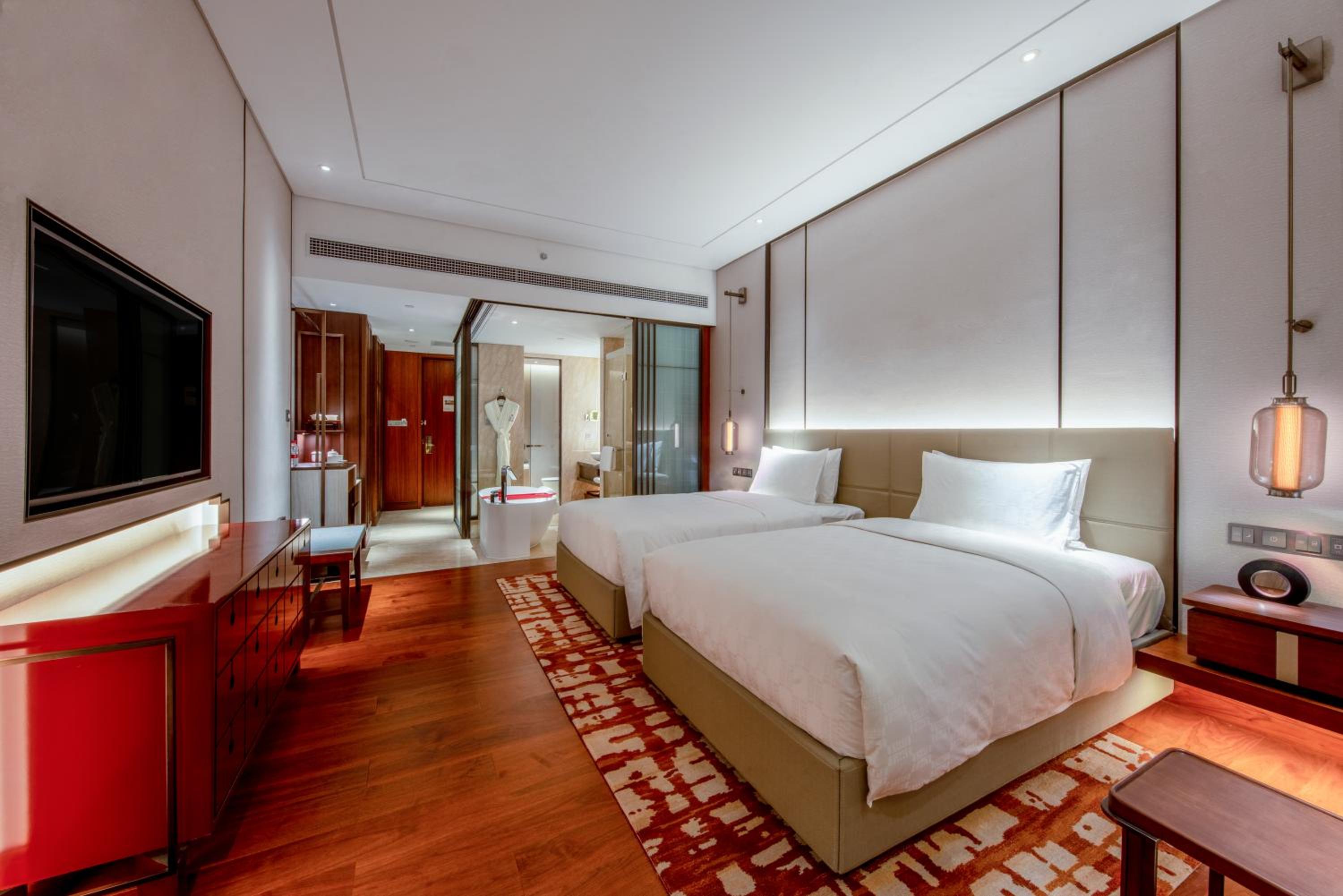 Standard Twin Room - Photo 2