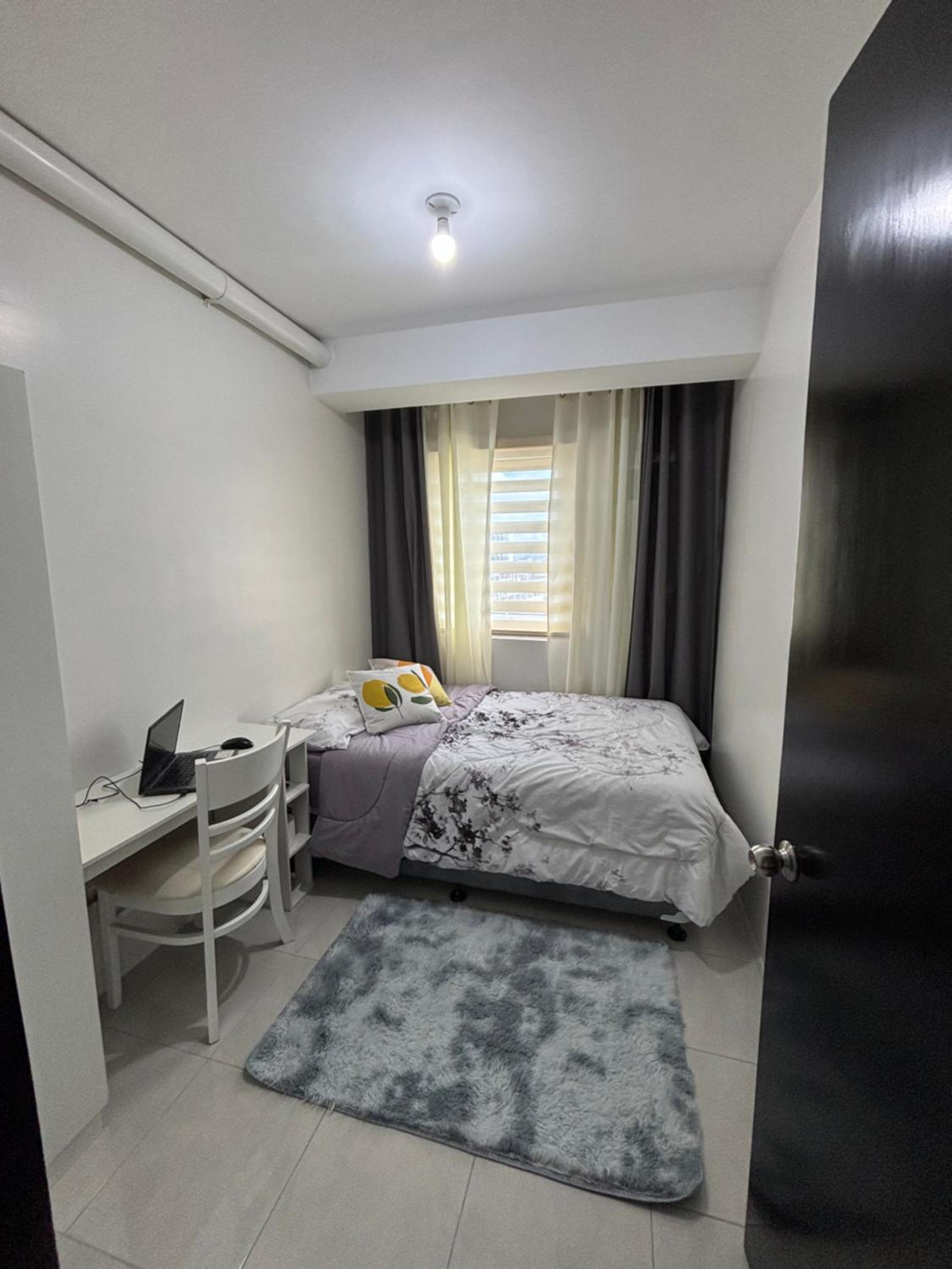 Apartment with City View photo 3