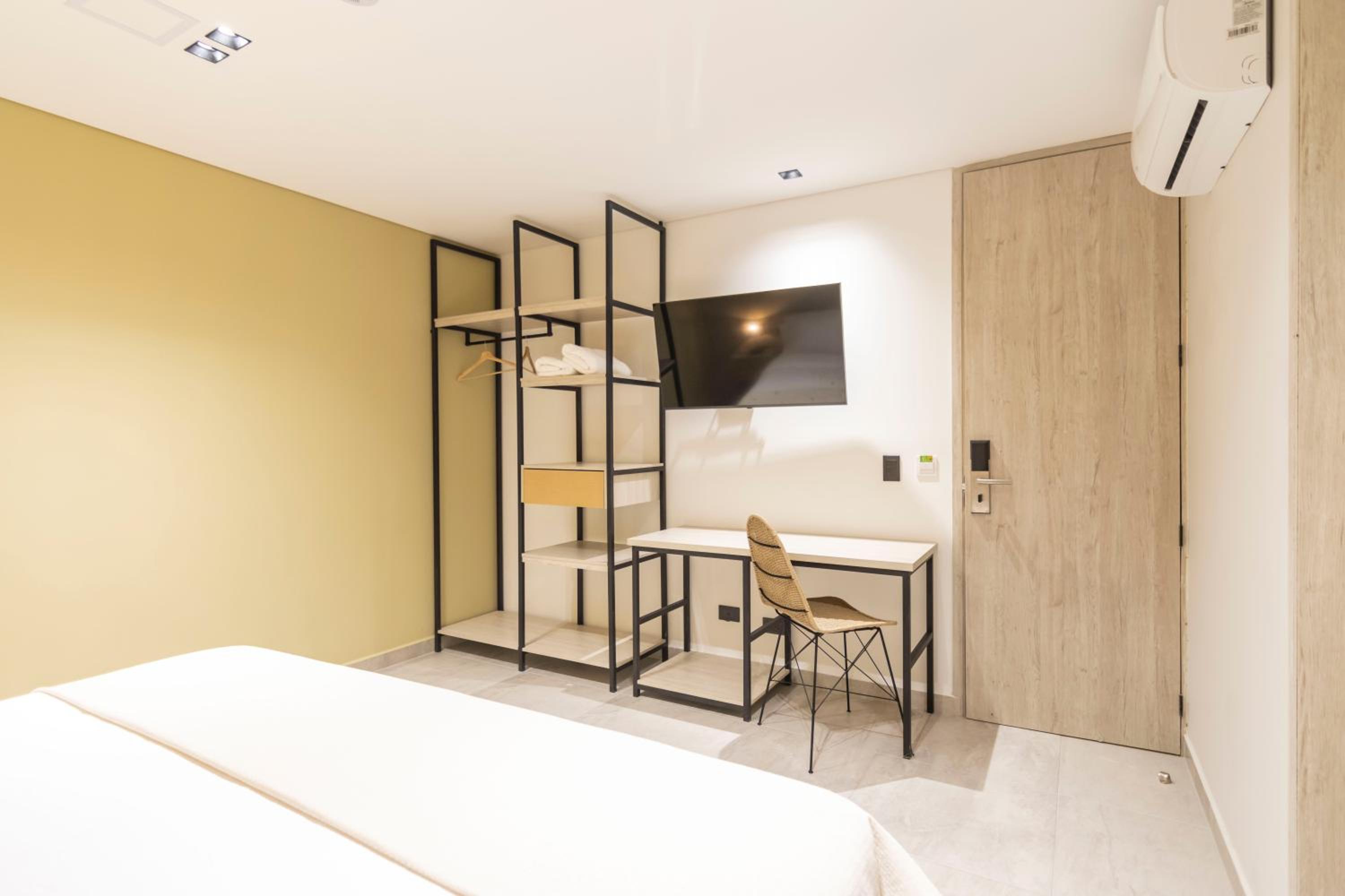 Double Room with Balcony photo 3