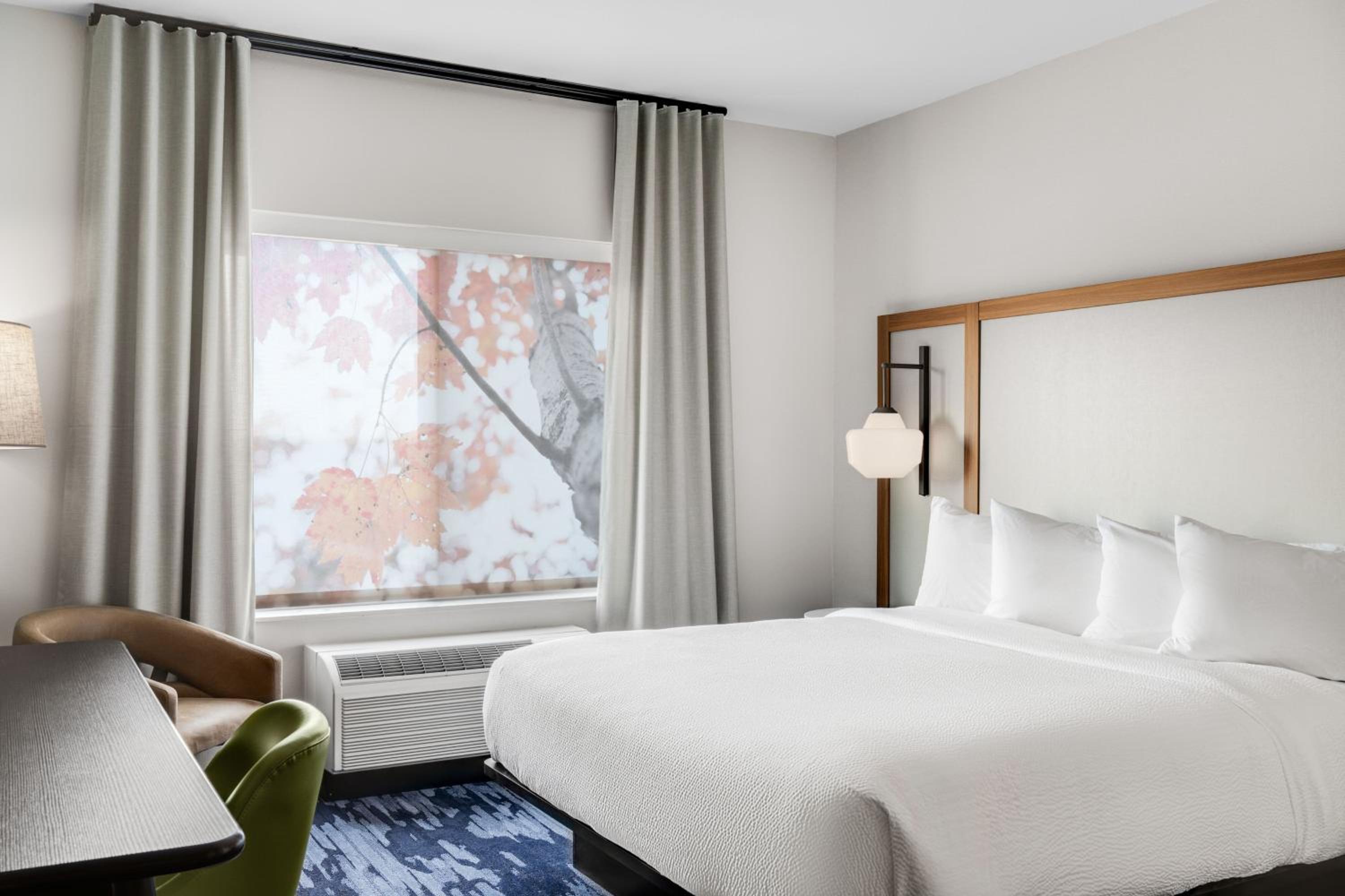 Standard King Room - Photo 1