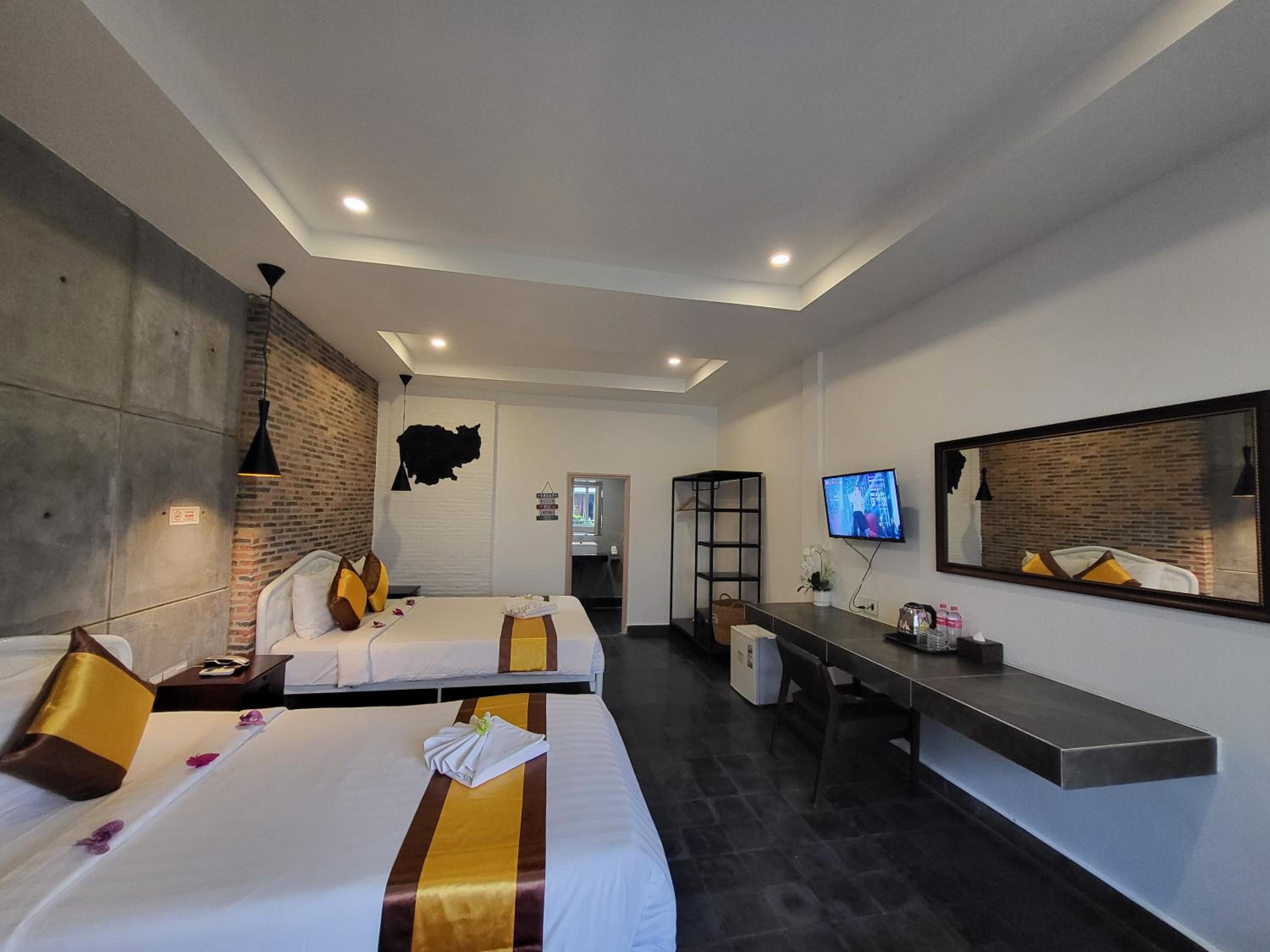 Deluxe Twin Room photo 1