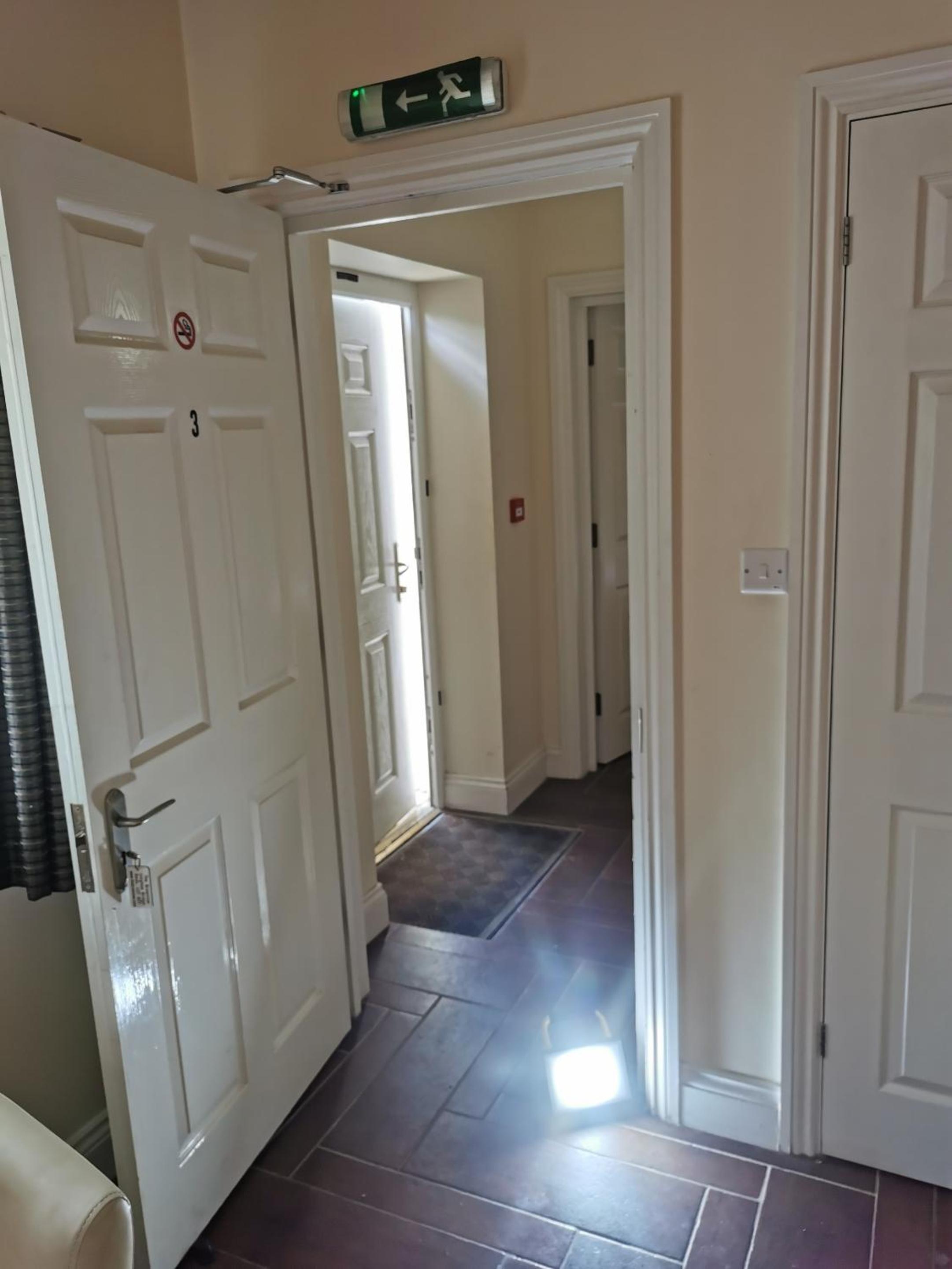 Standard Double Room photo 2
