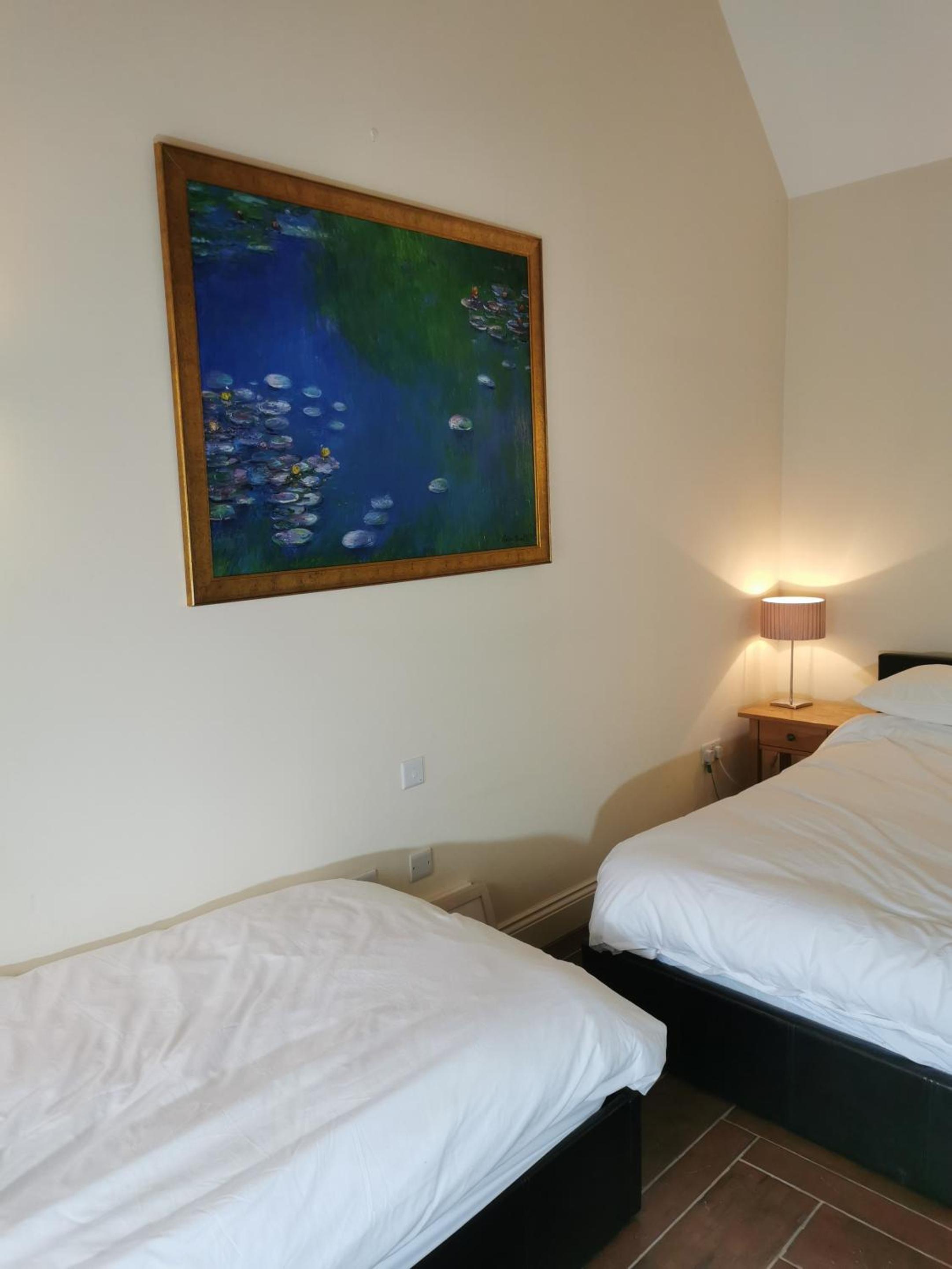Standard Twin Room photo 3