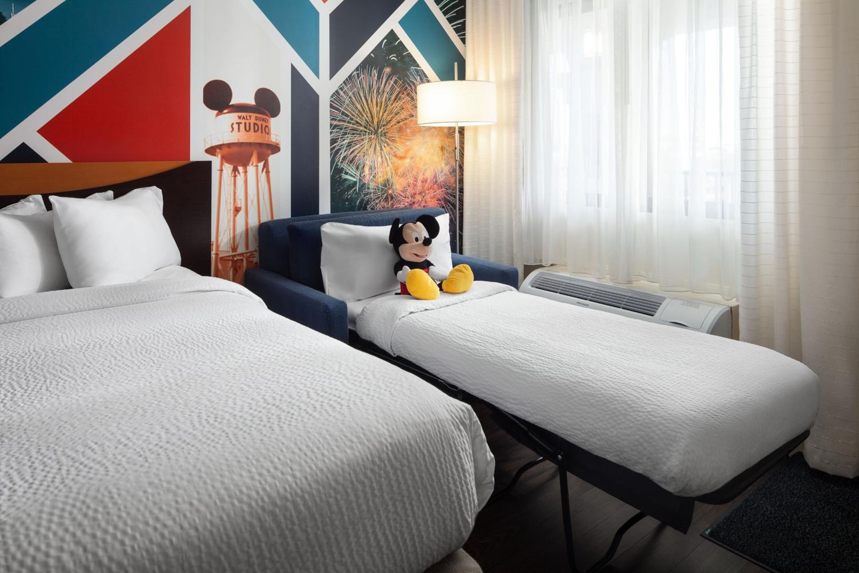 Theme Room with Two Queen Beds - Photo 3