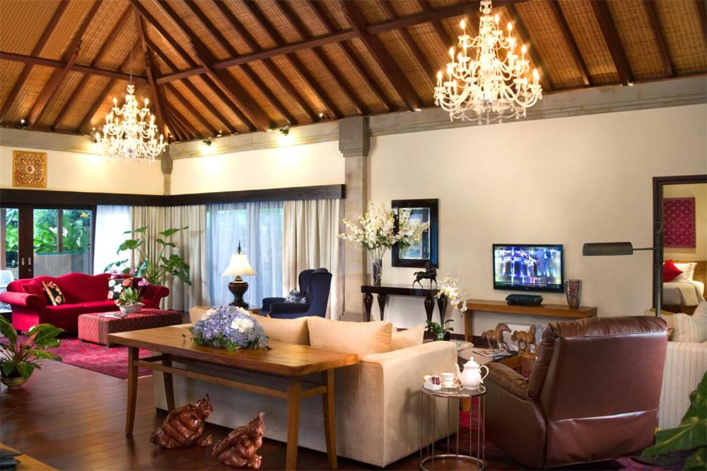 Bima Three-Bedroom Villa with Private Pool and Free Benefit photo 1