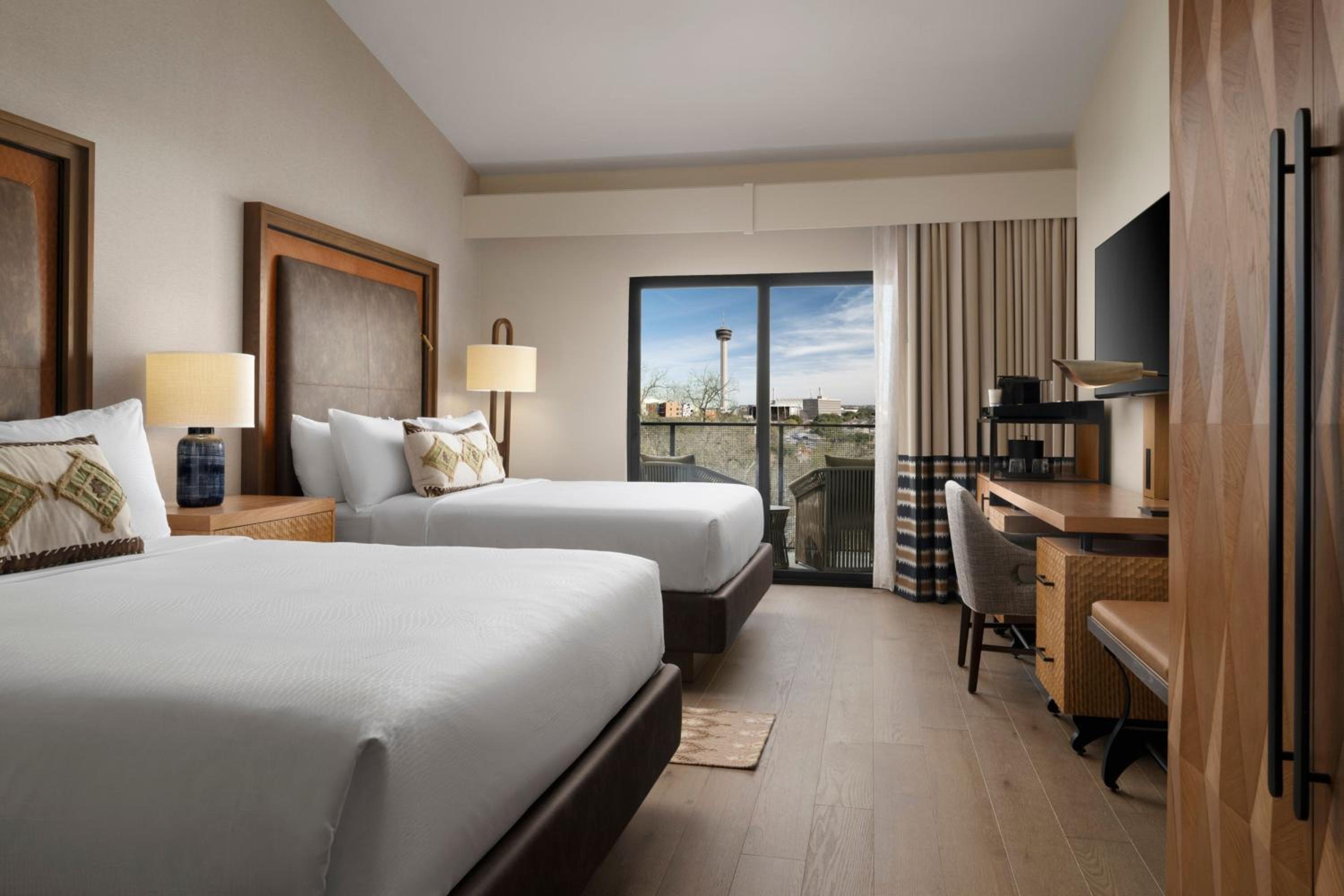 Queen Room with Two Queen Beds - Photo 10