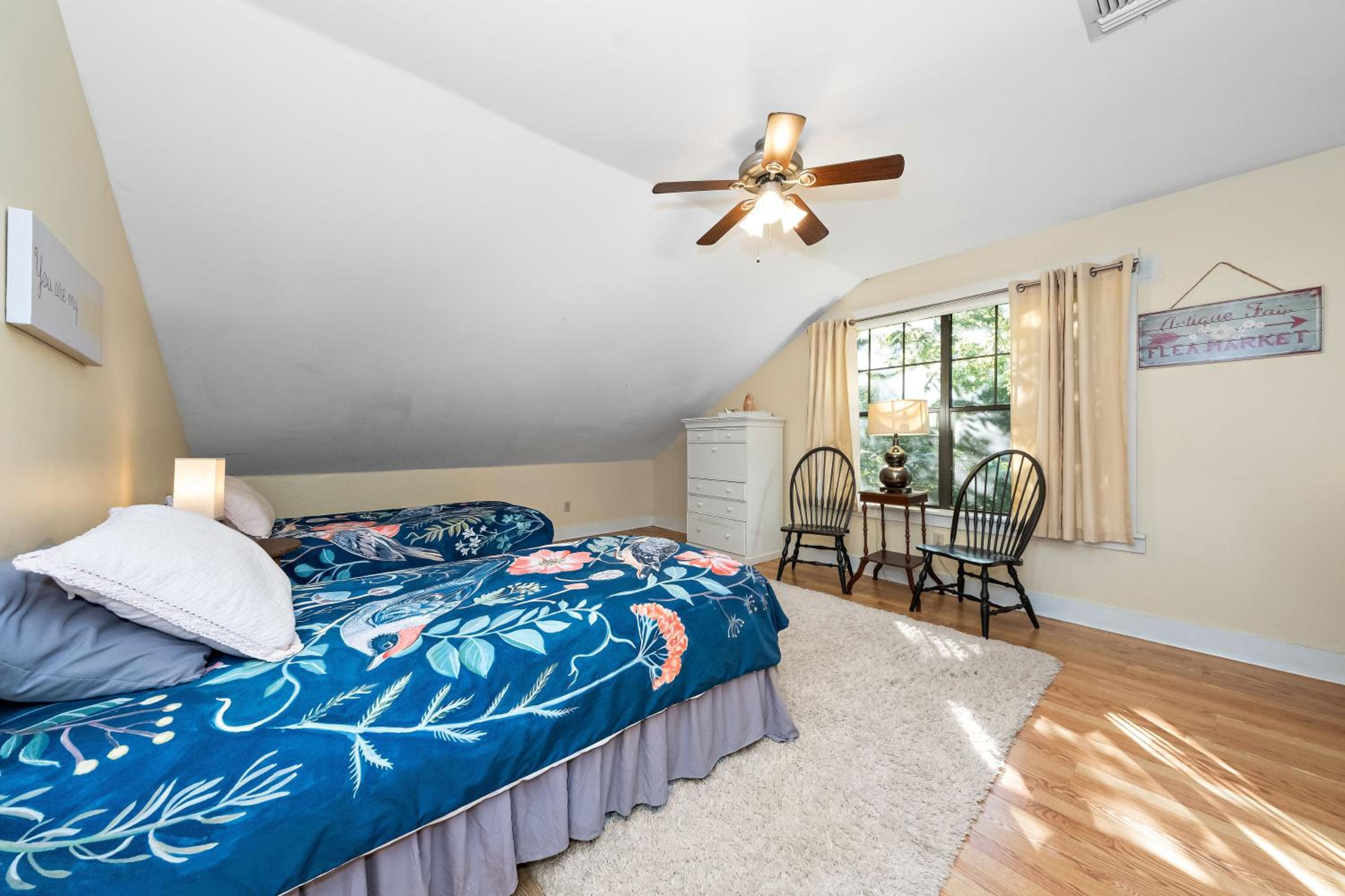 Four-Bedroom House photo 2