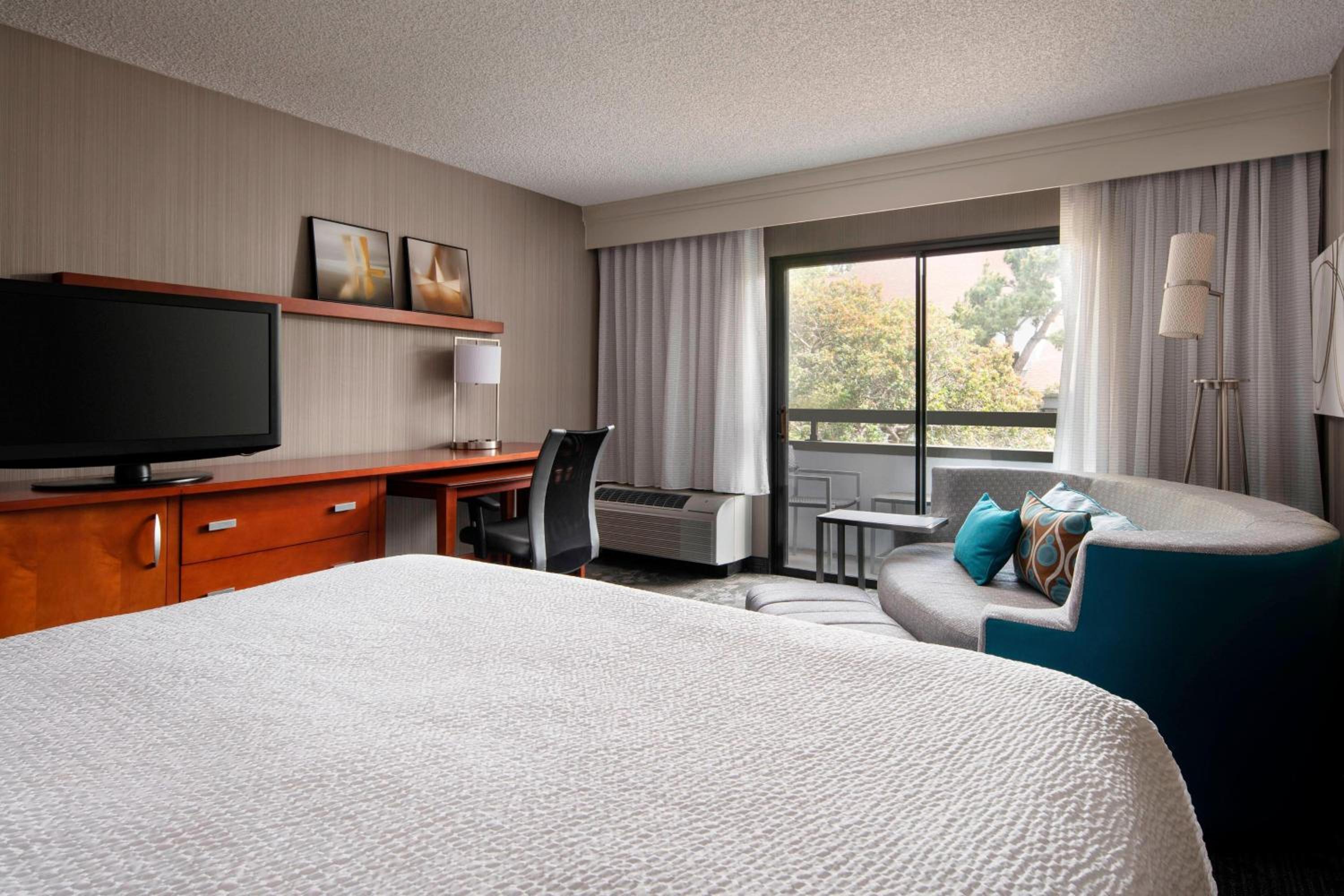 King Room with Courtyard View - Photo 1
