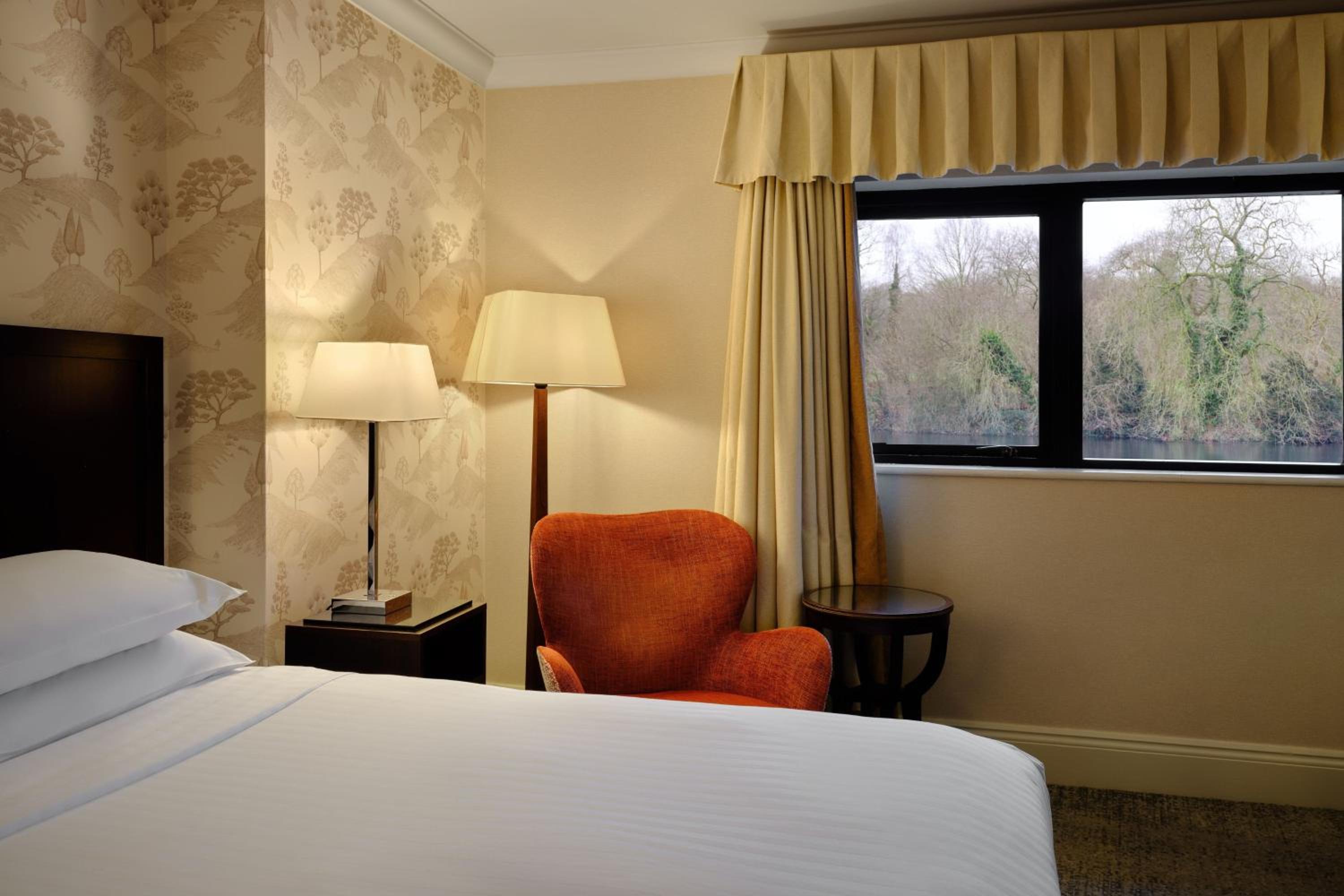 Superior King Room - Photo 6