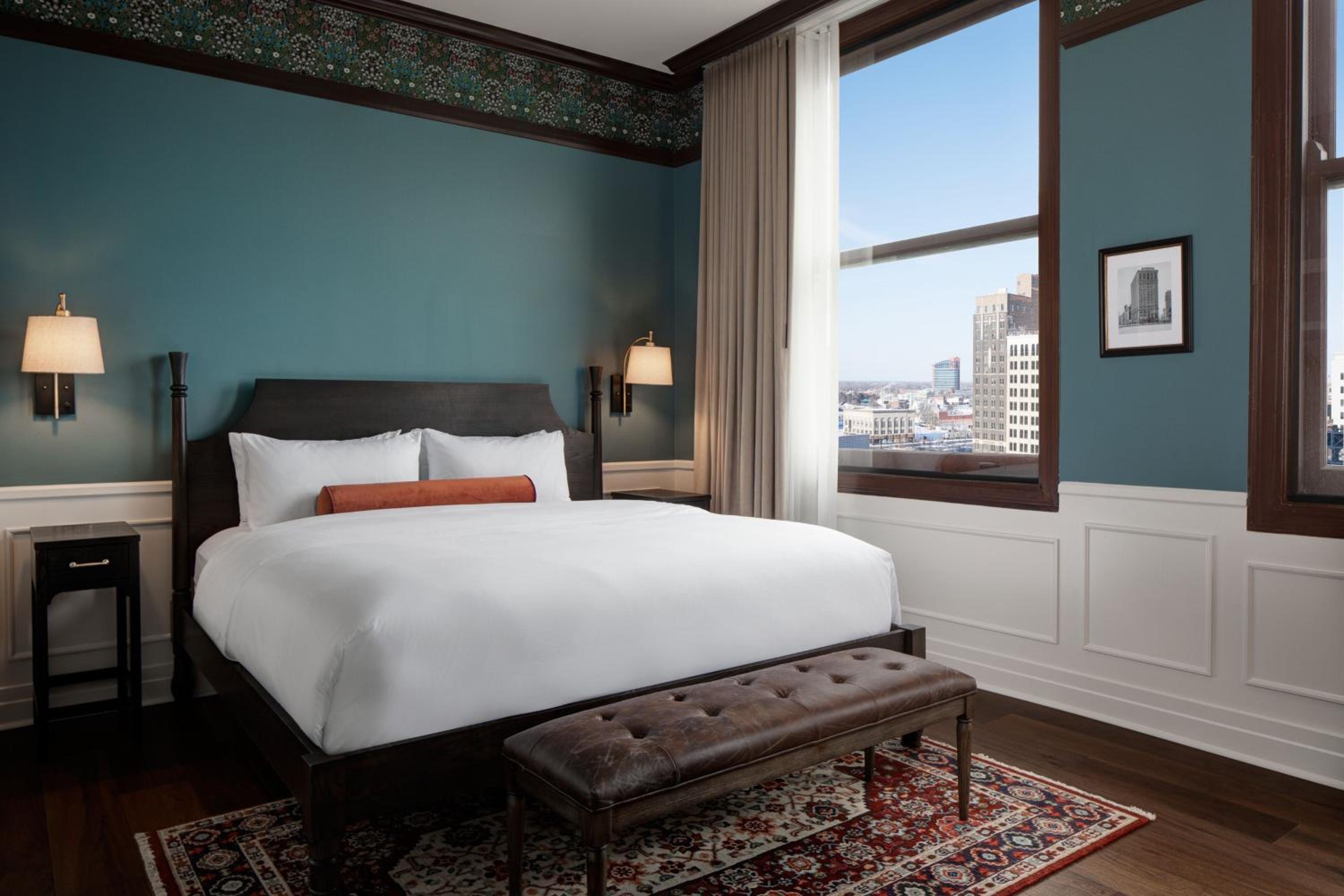 One-Bedroom Executive King Suite