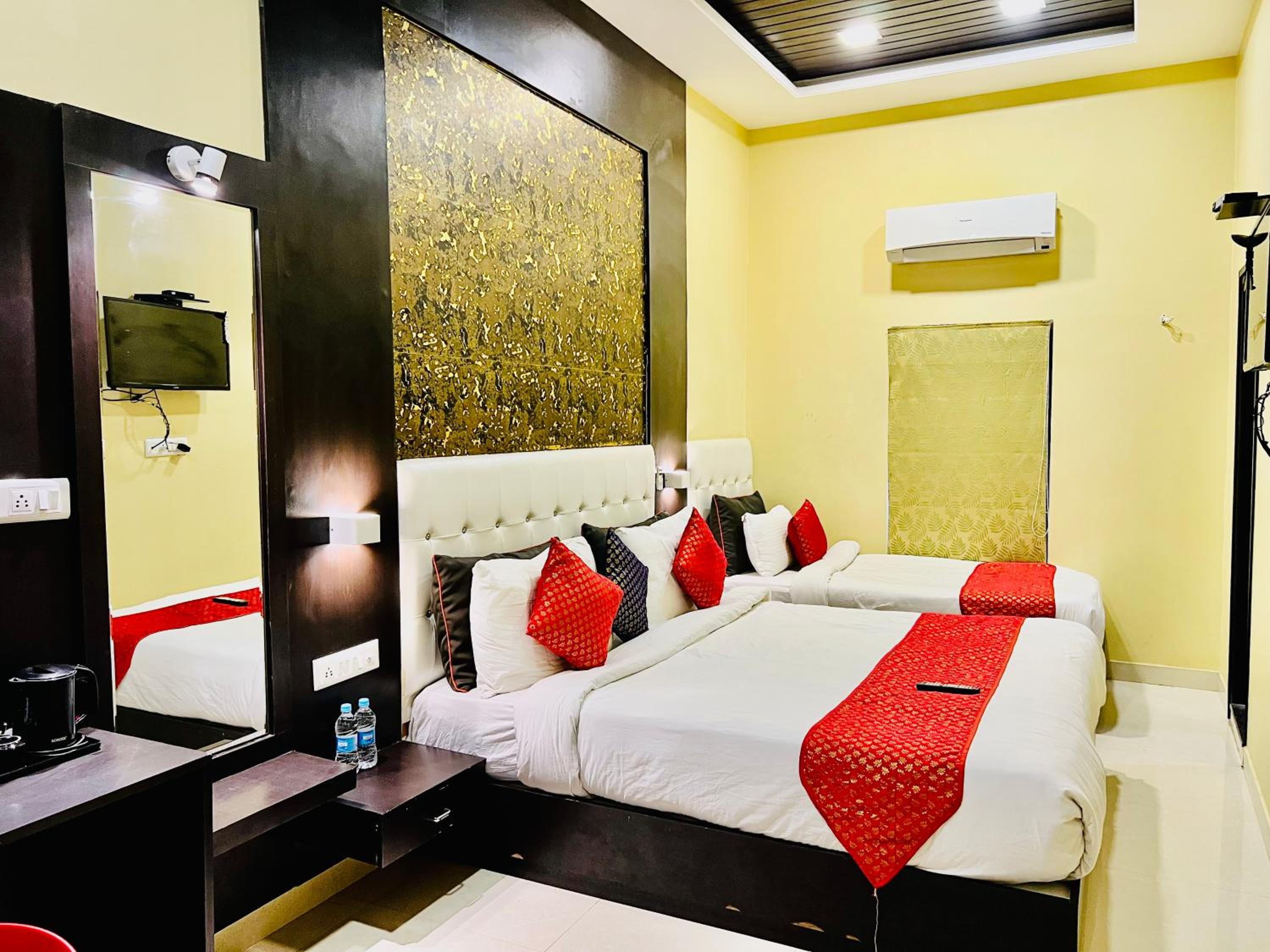 Superior Triple Room