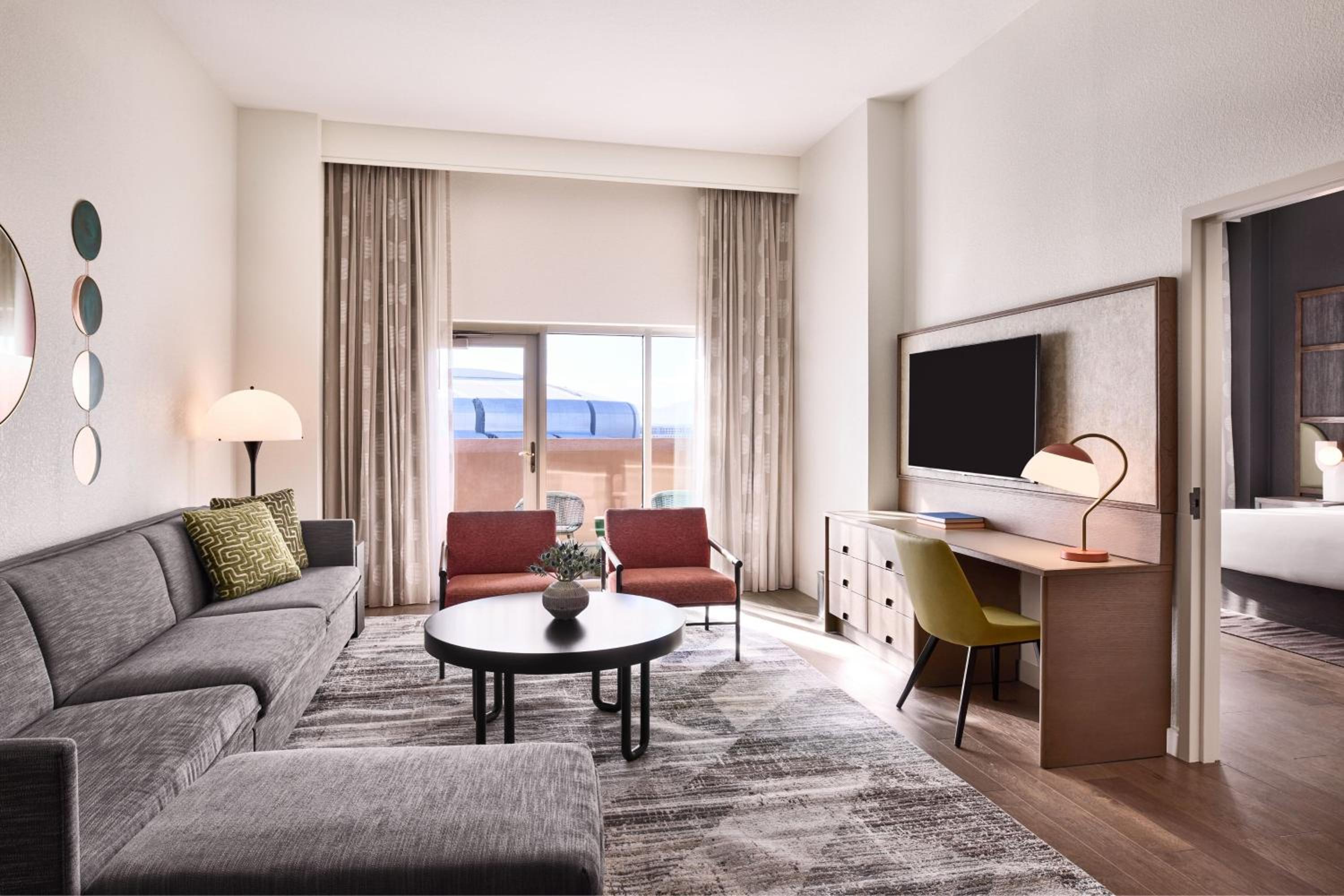 Club King Suite - Photo 4