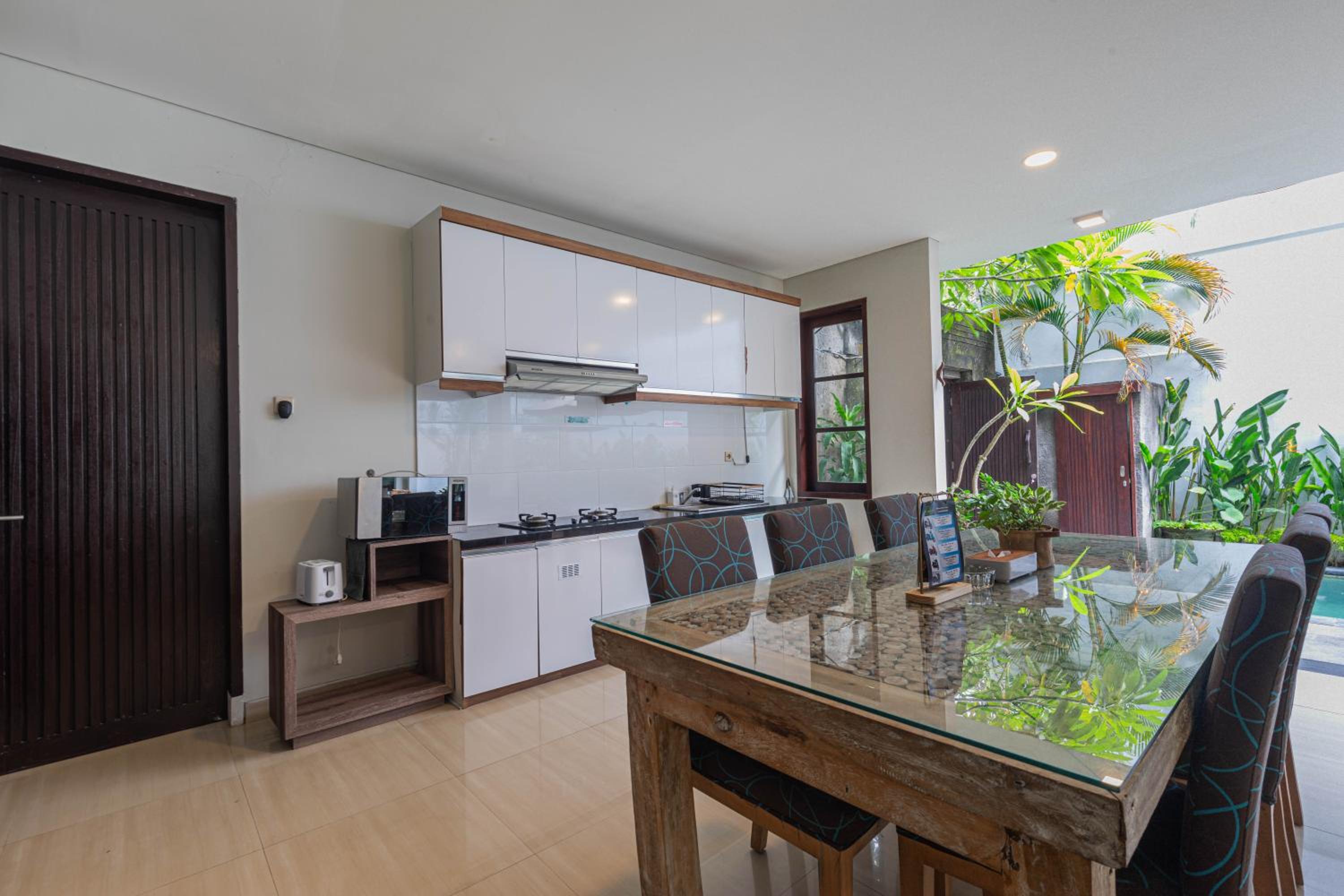 Three-Bedroom Villa Giselle - Photo 51