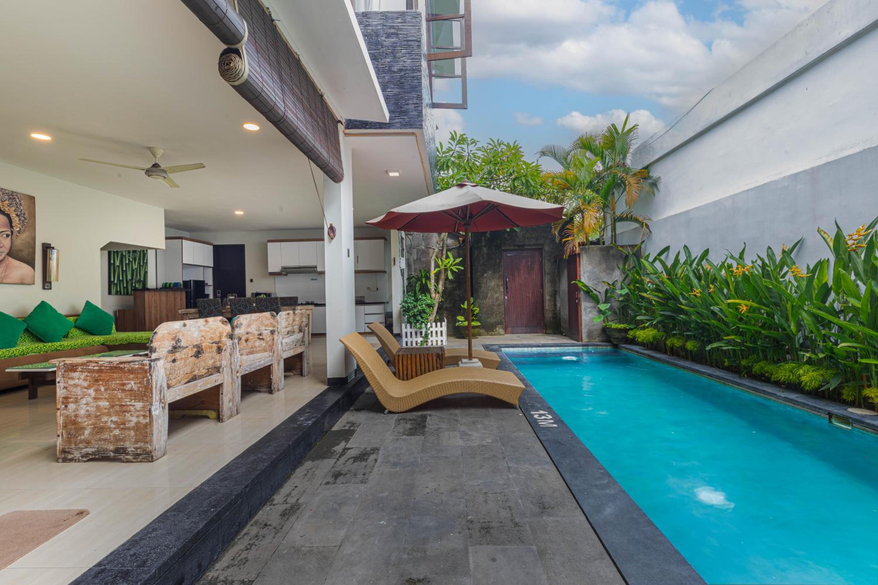 Three-Bedroom Villa Giselle - Photo 46