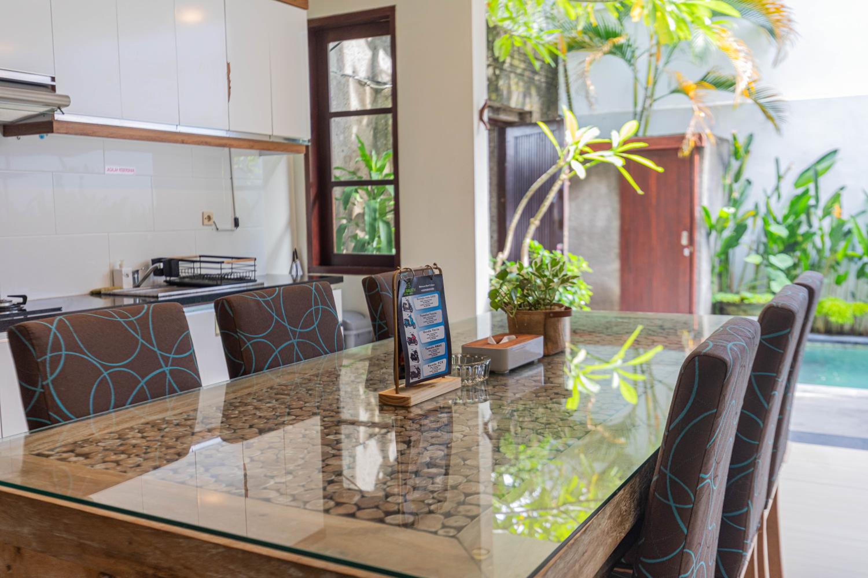 Three-Bedroom Villa Giselle - Photo 2