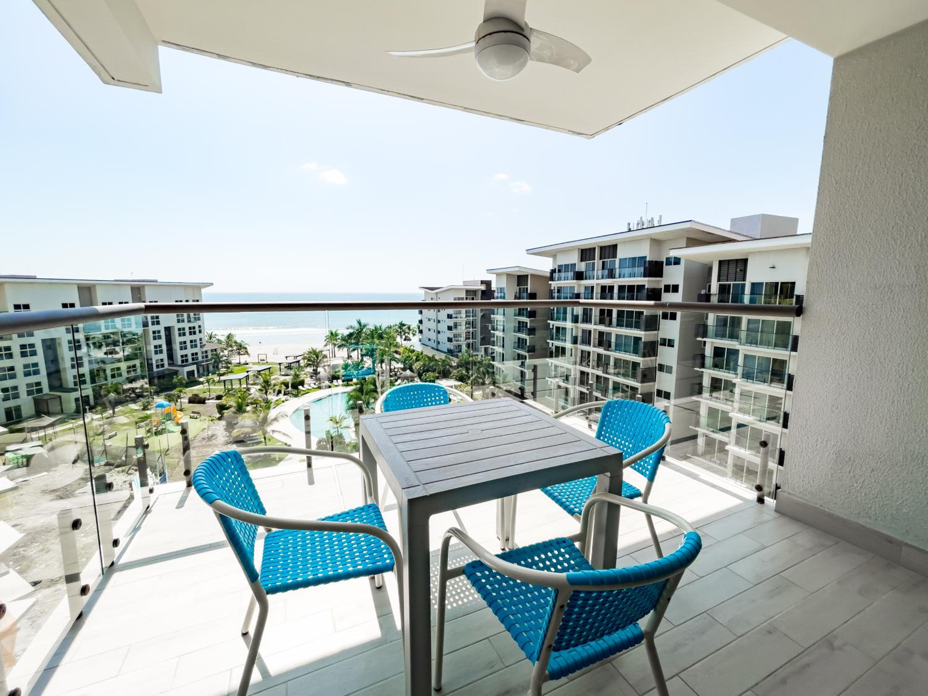 Apartment with Sea View photo 2