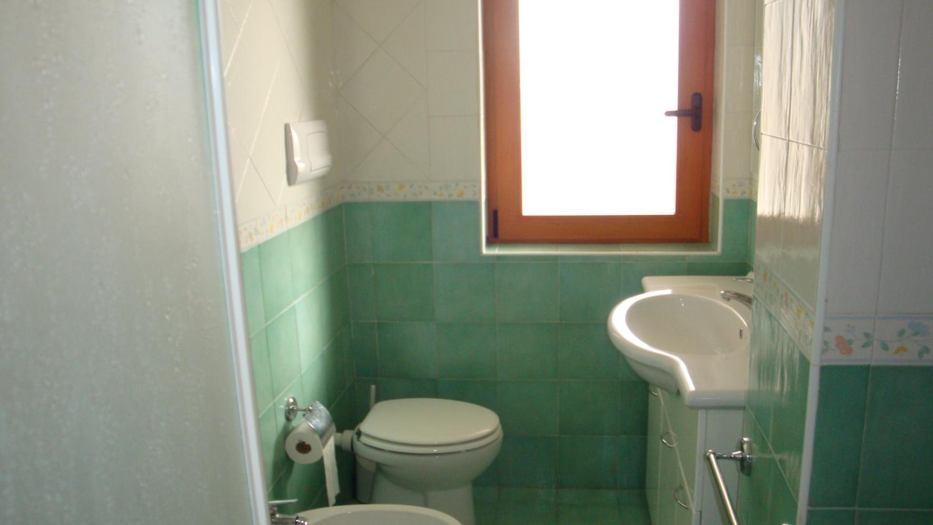 One-Bedroom Apartment (6 Adults)