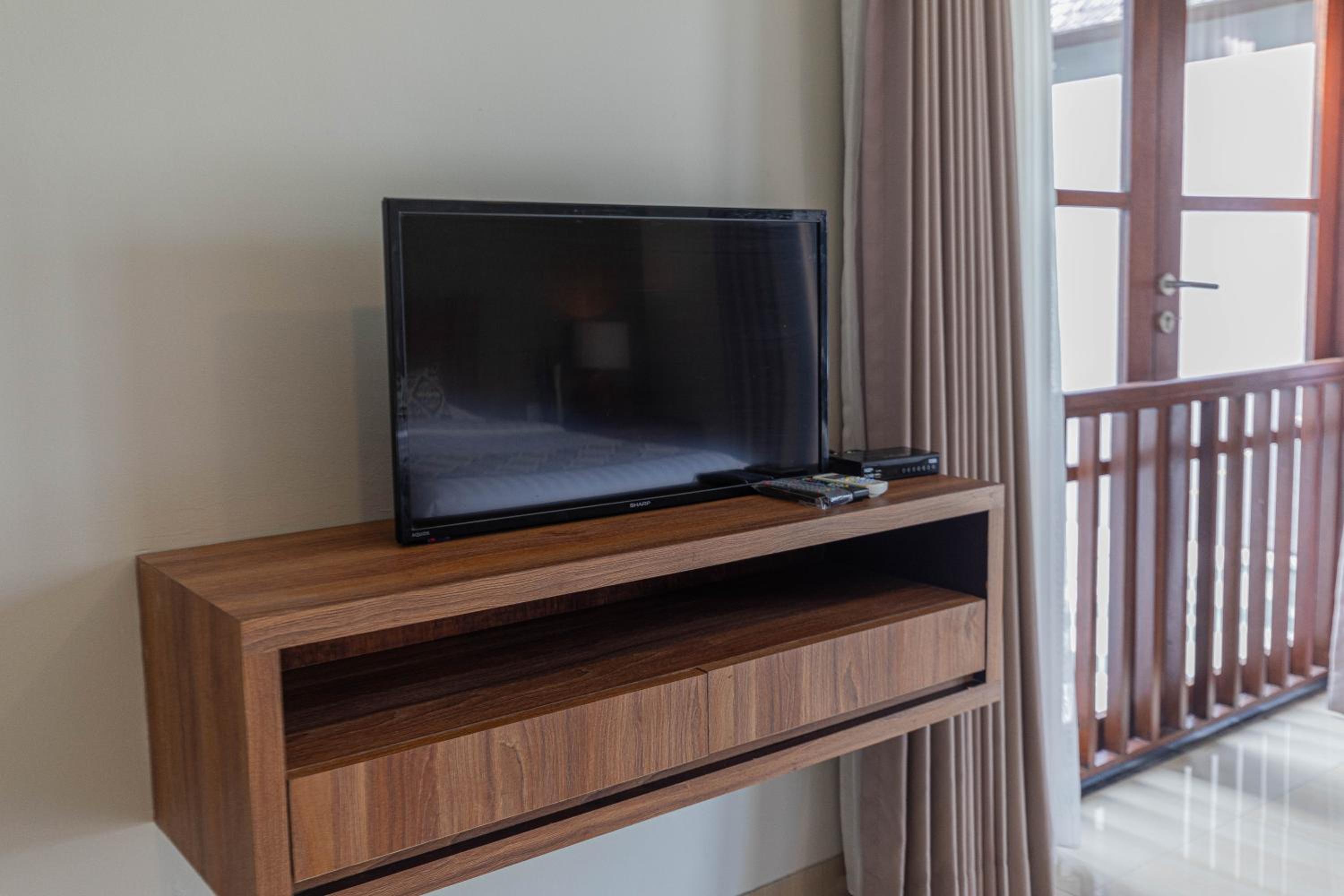 Three-Bedroom Villa Max - Photo 6