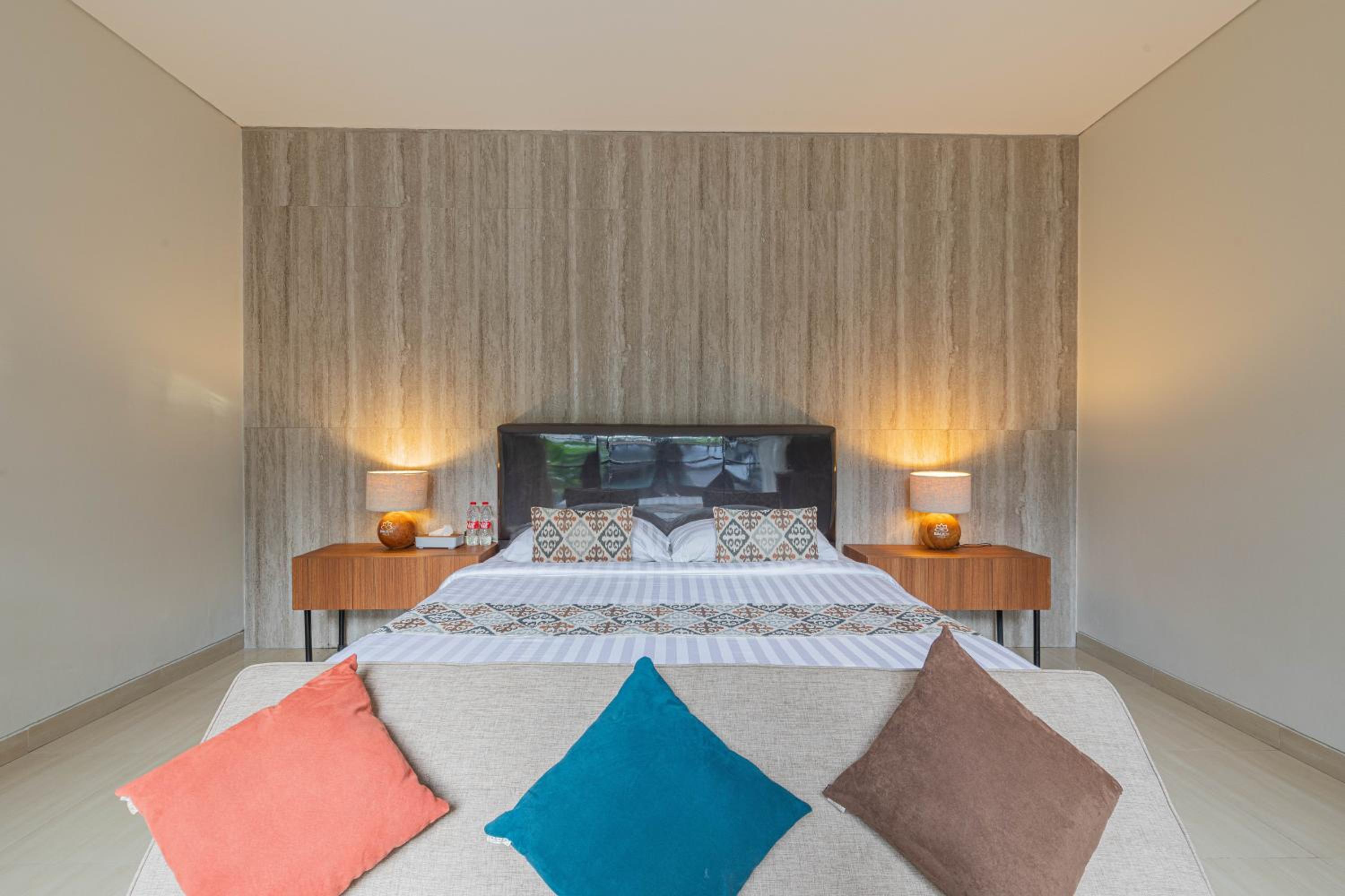 Three-Bedroom Villa Max - Photo 49