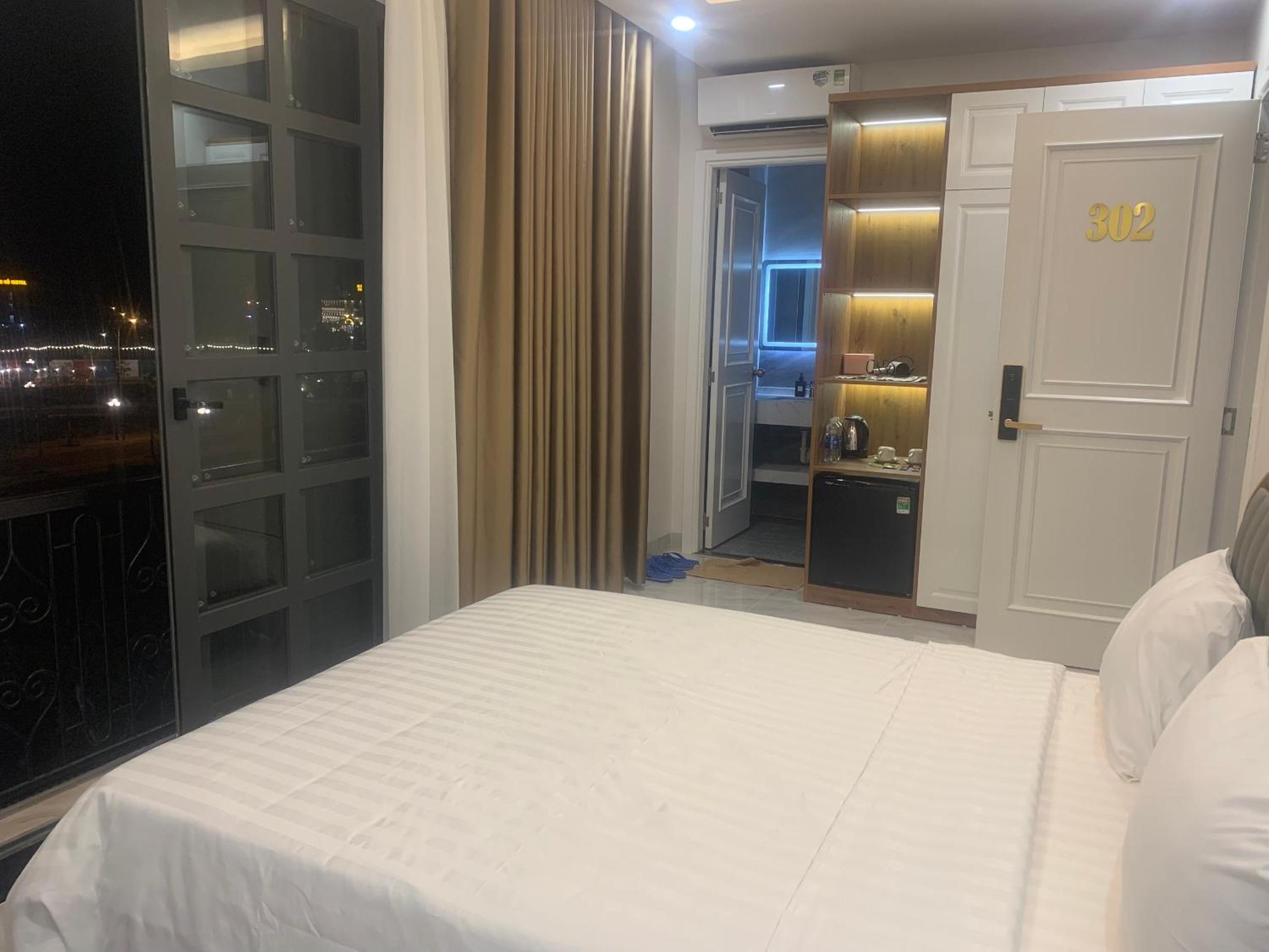 King Room with Mountain View - Photo 4