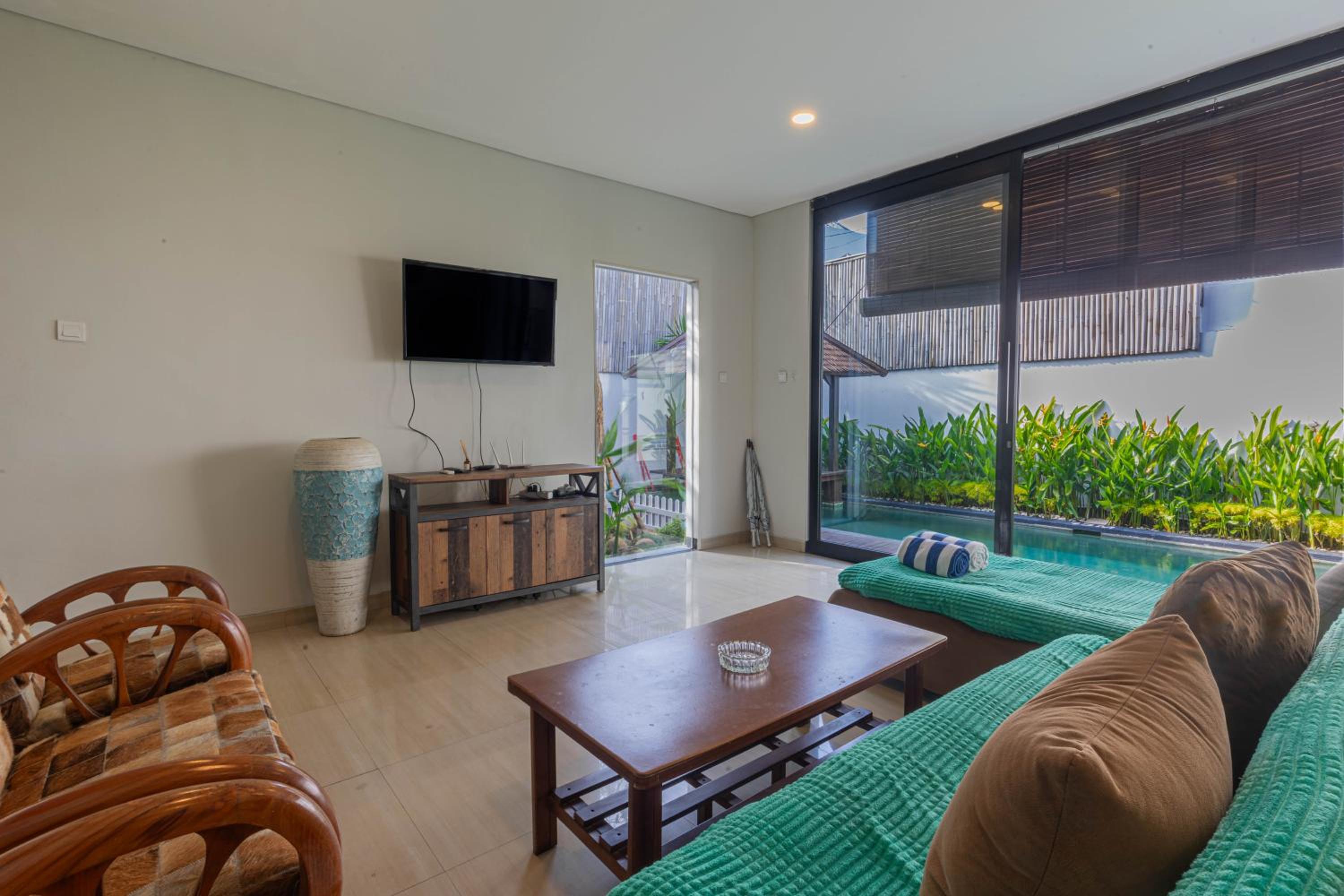 Three-Bedroom Villa Bradley - Photo 34