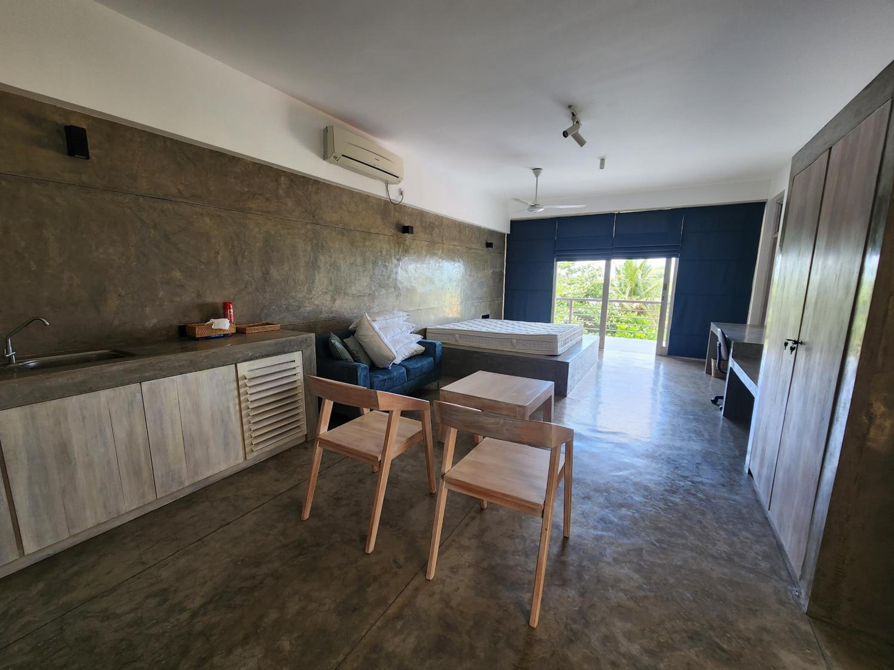 Junior Suite with Sea View photo 2