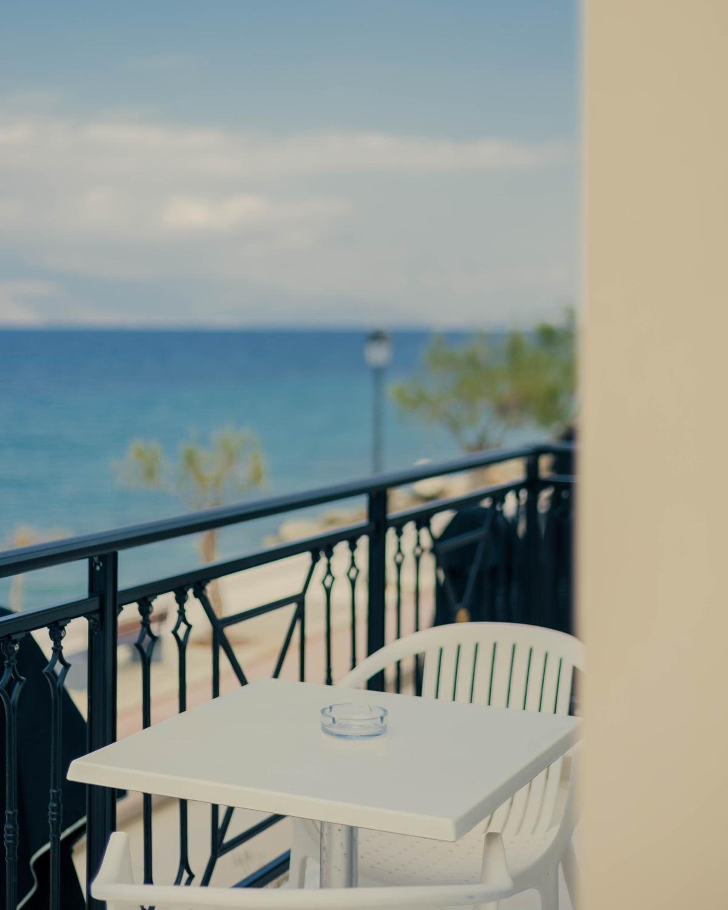 Double Room with Balcony and Sea View photo 2