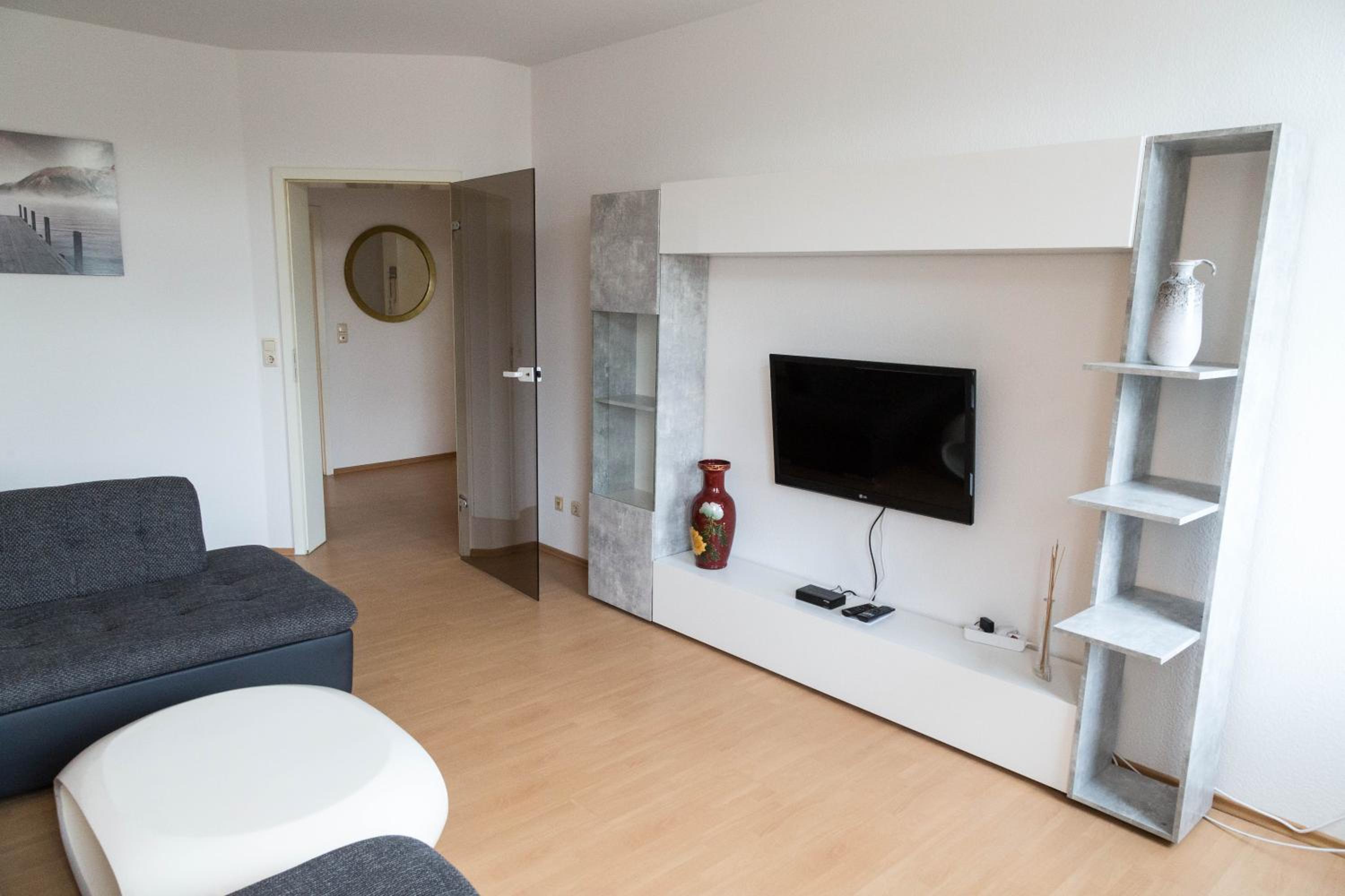One-Bedroom Apartment photo 3