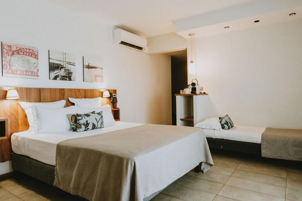 Junior Suite with Garden View photo 1