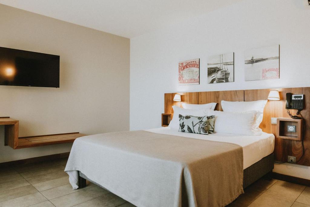 Junior Suite with Garden View photo 2