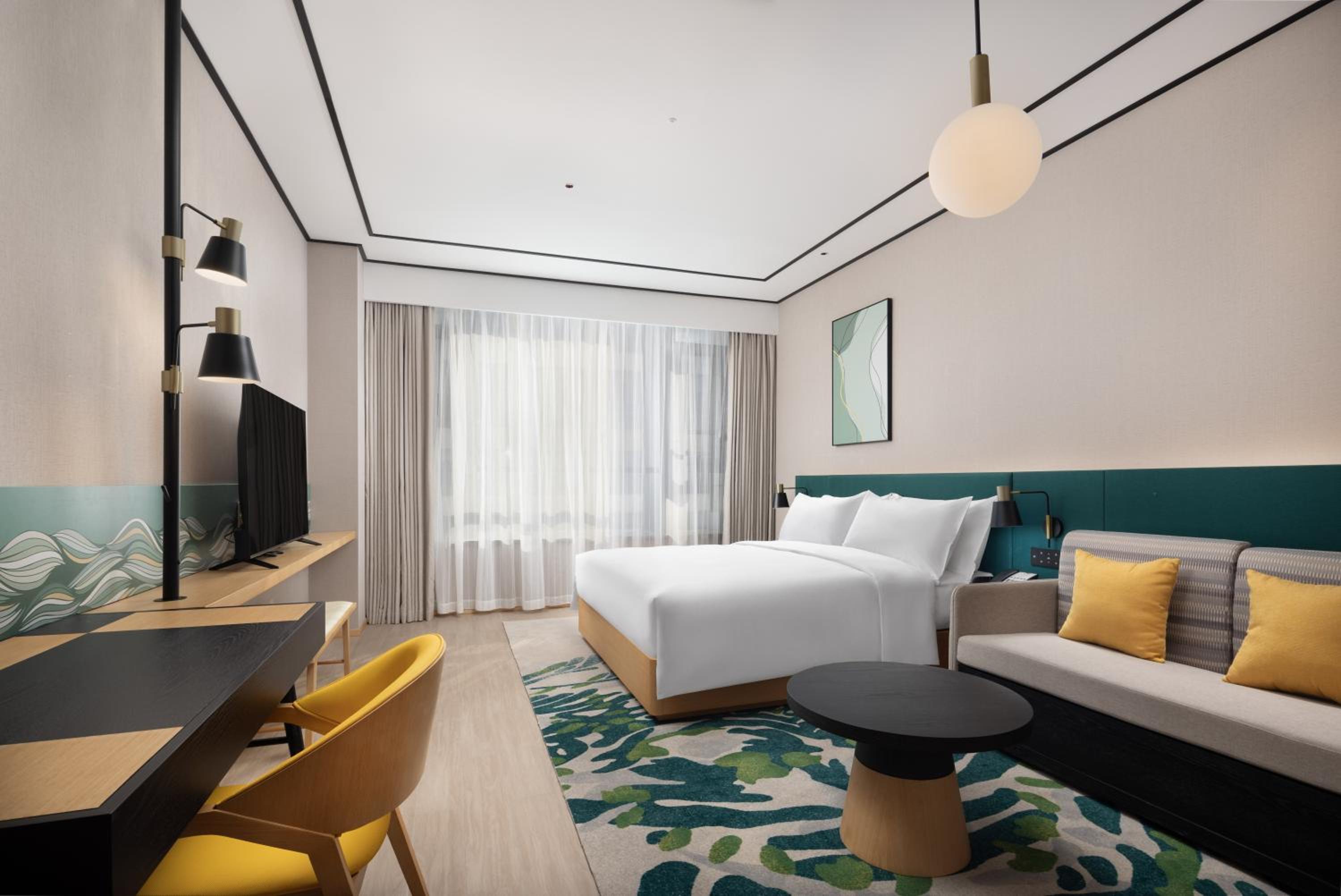 King Room - Mobility Accessible  - Photo 1