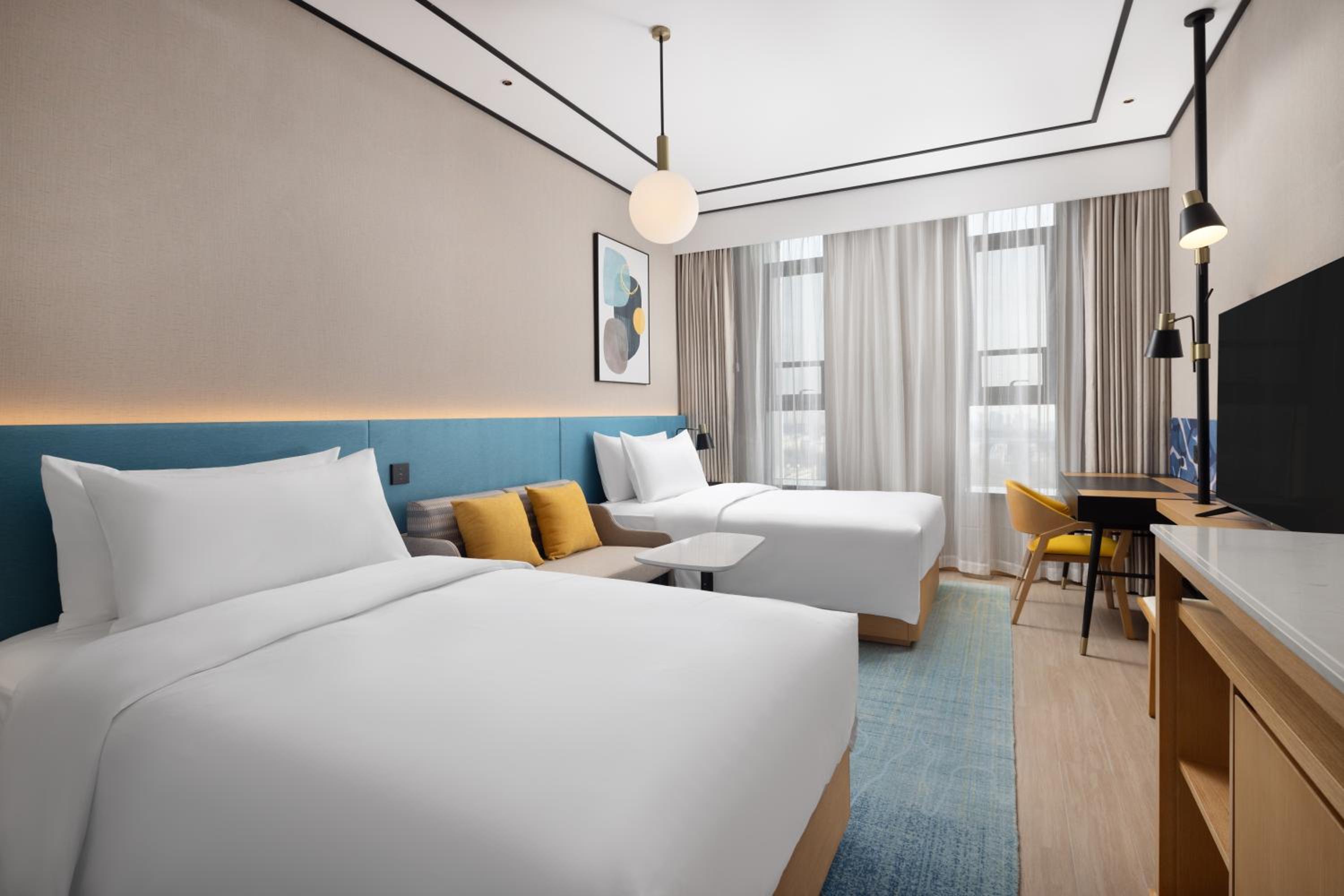 Twin Room - Photo 4