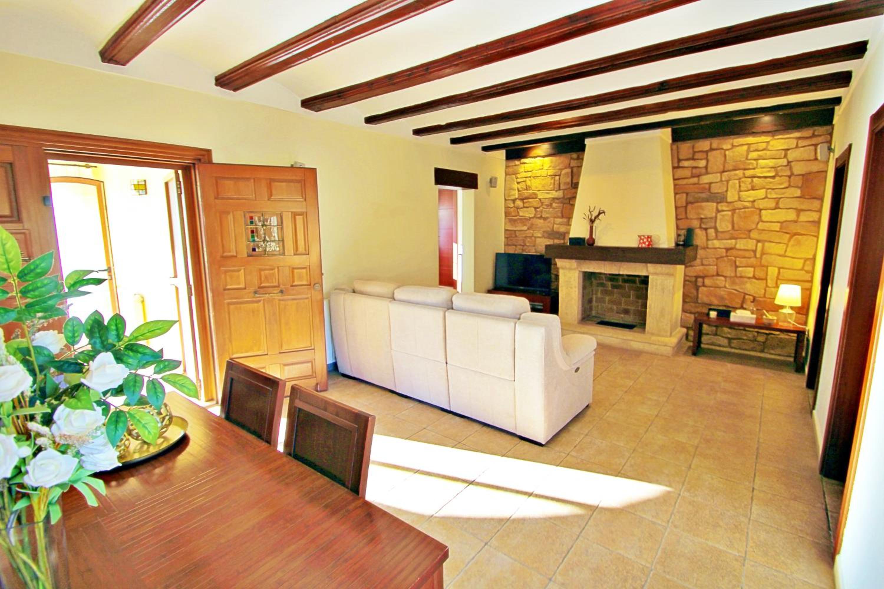 Villa de Tres Habitaciones