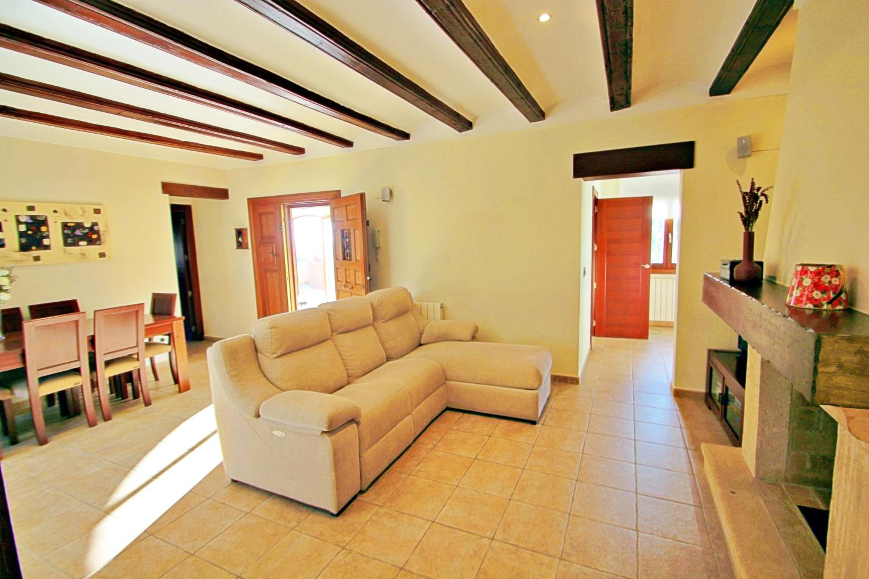 Three-Bedroom Villa photo 2