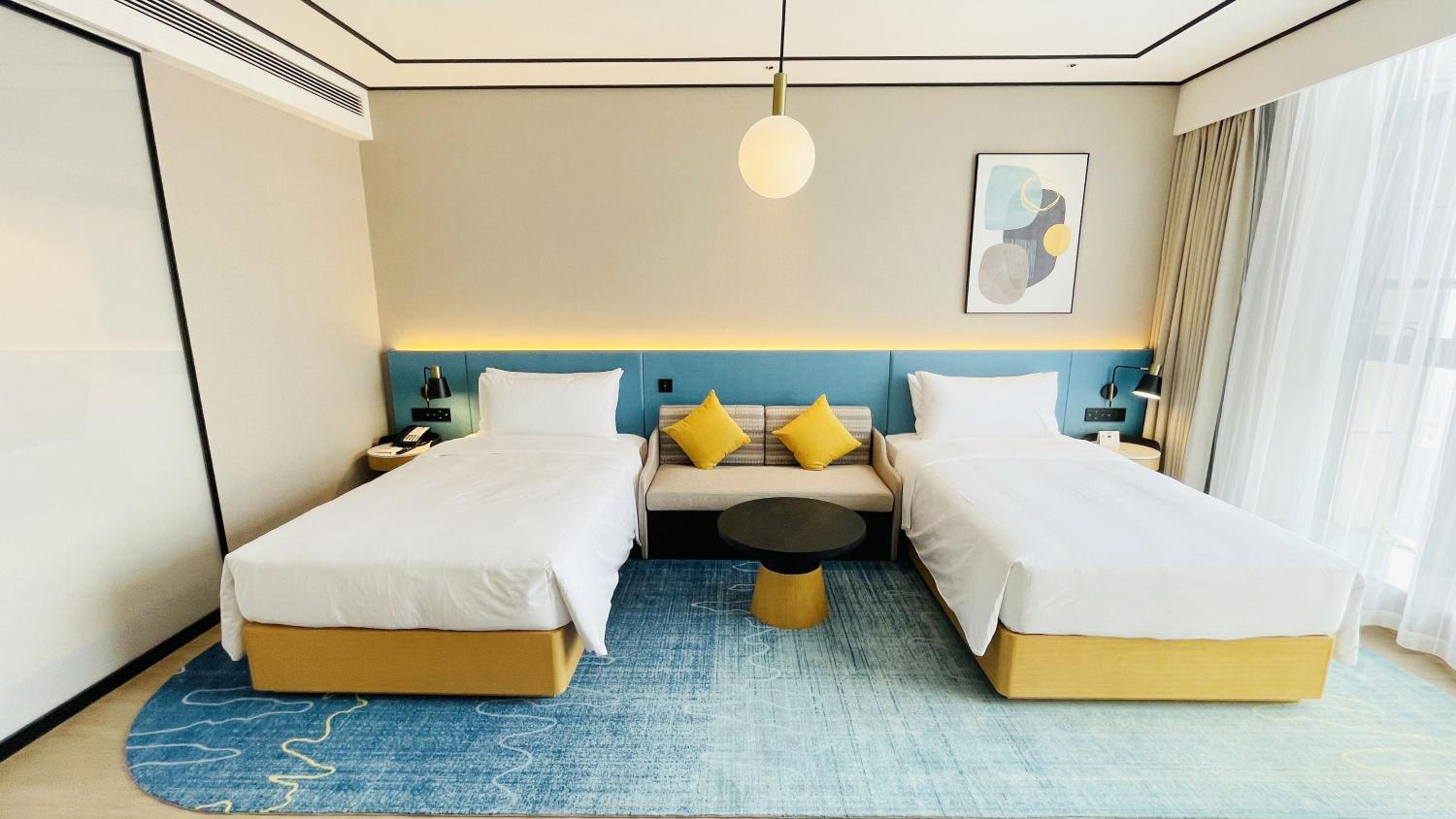 Twin Room - Photo 1