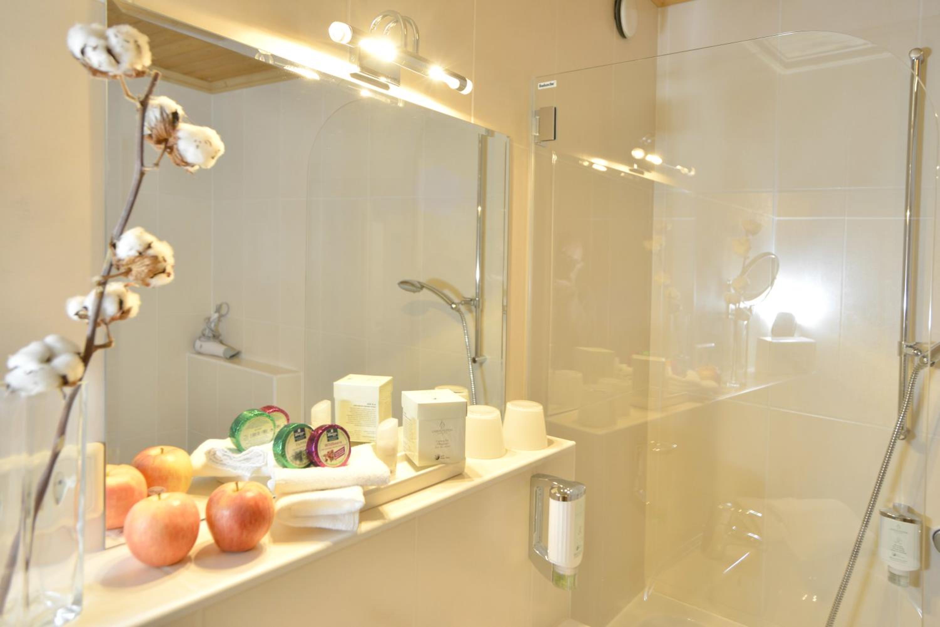 Superior Double Room - Photo 2