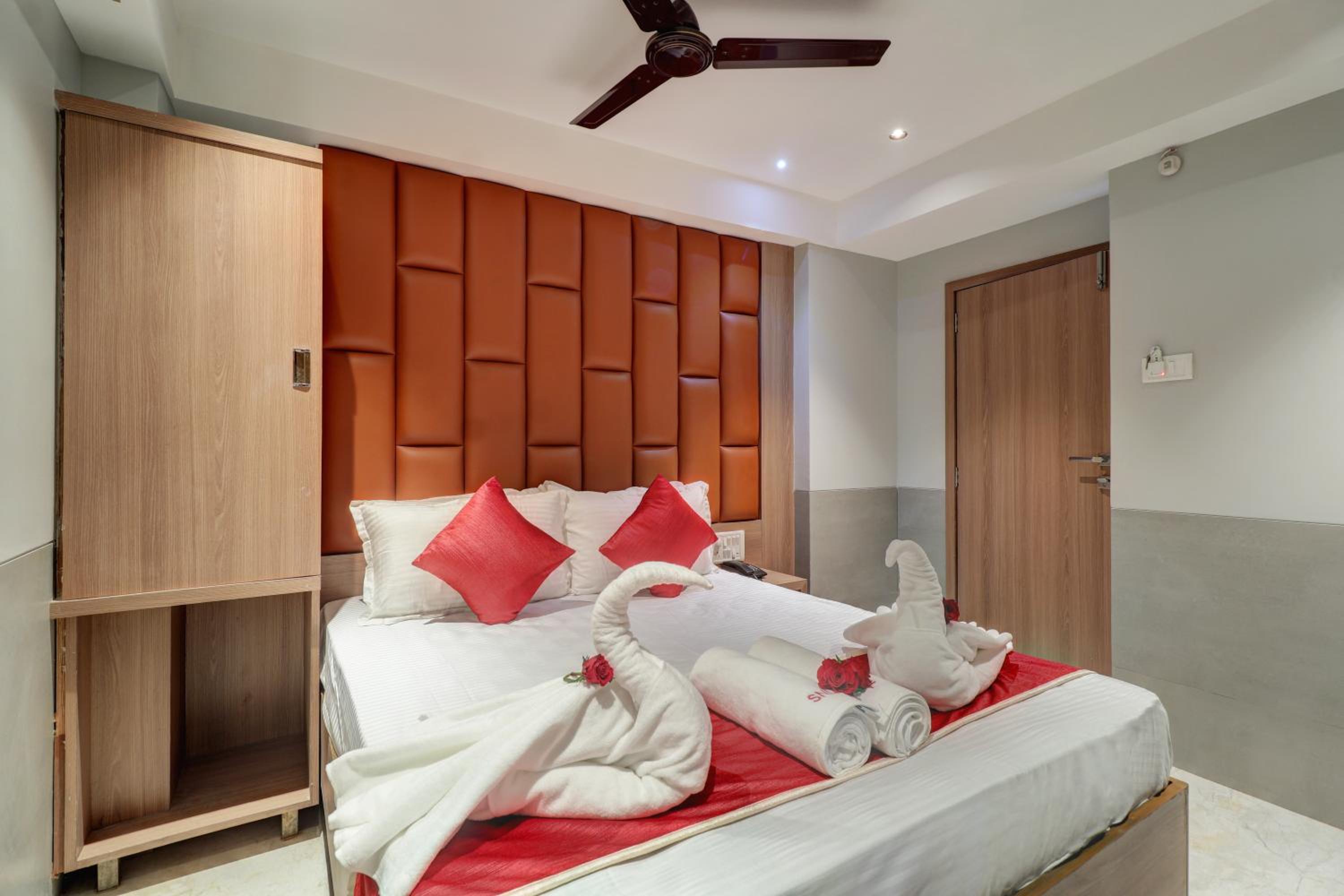 Deluxe Double Room photo 3