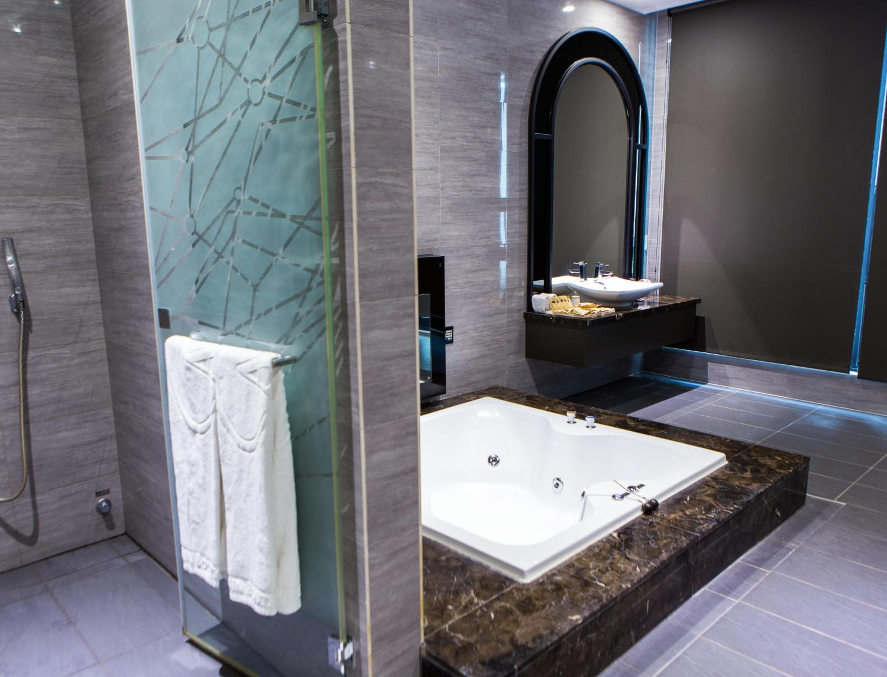 Exquisite Suite photo 2