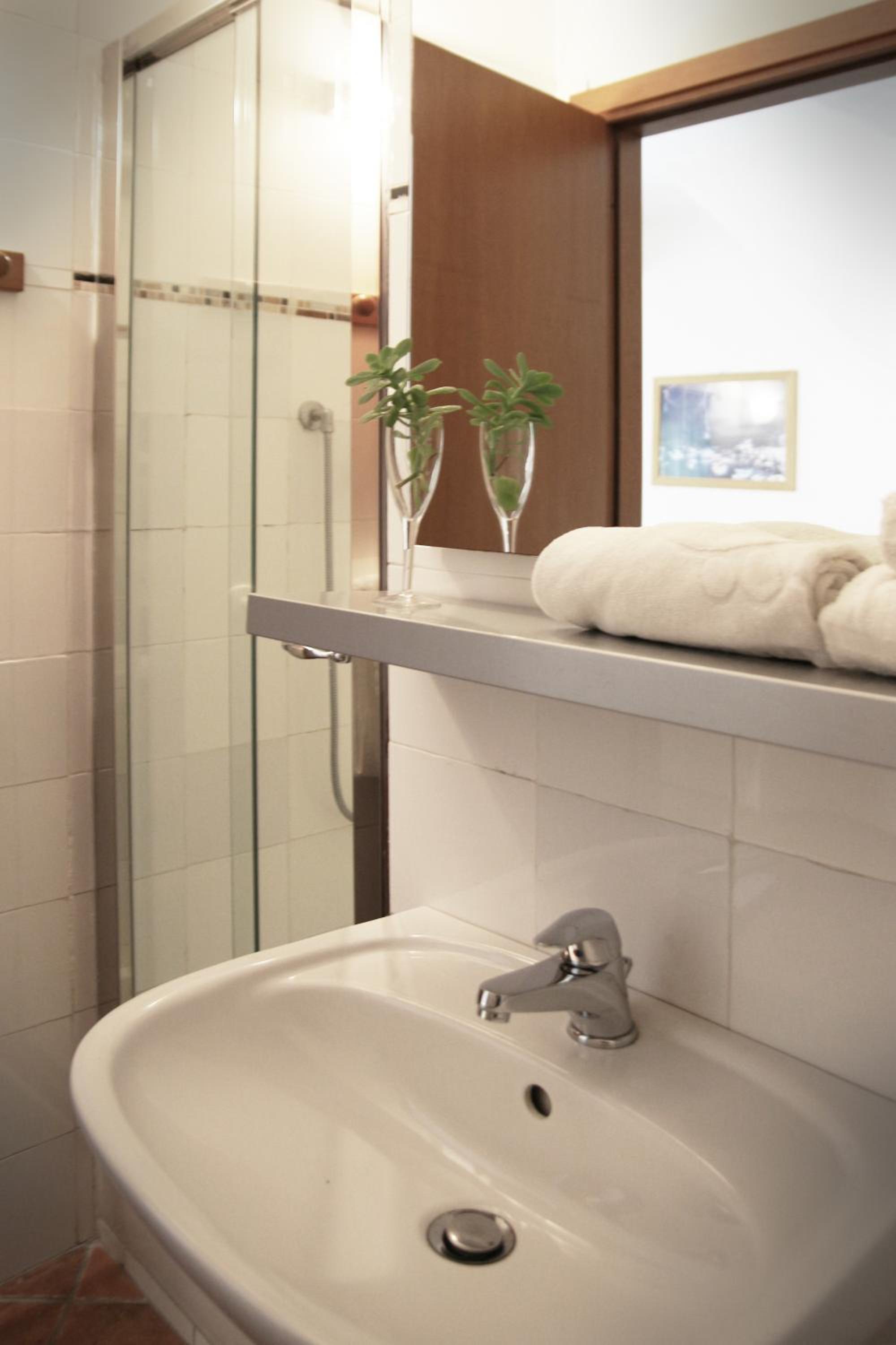 Superior Triple Room with Sea View photo 3