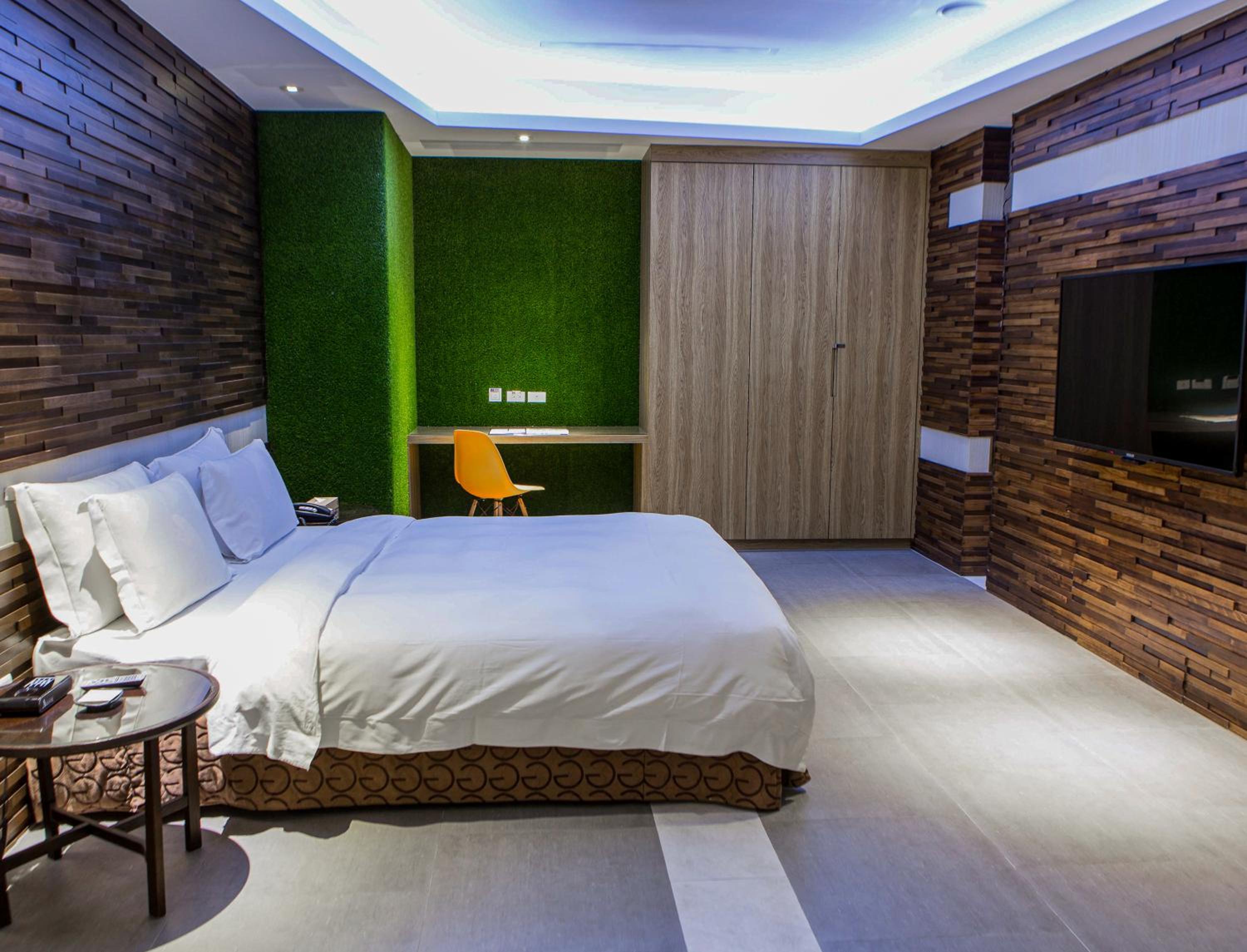 Flagship Suite  photo 3