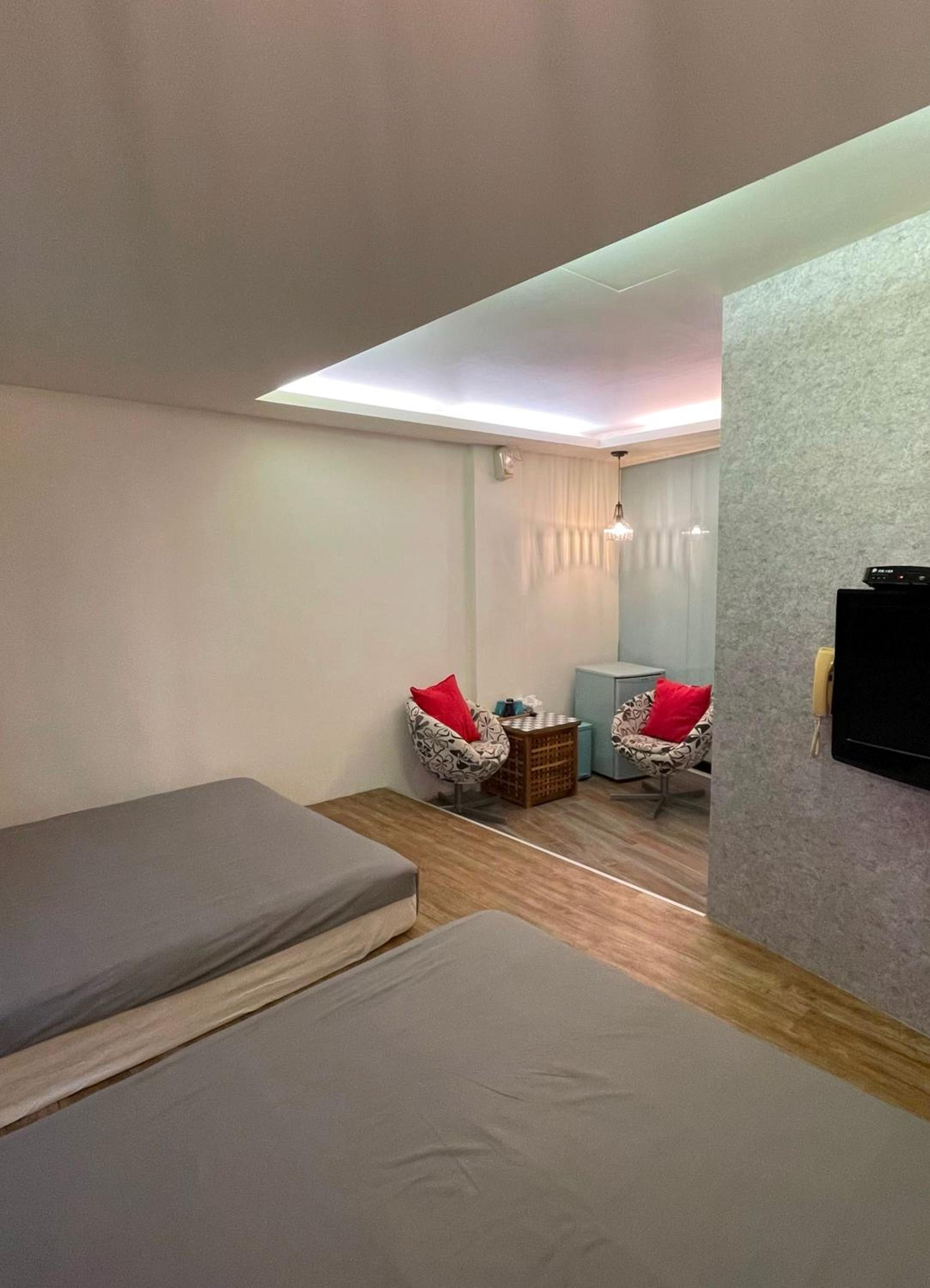 Quadruple Room with Private Bathroom