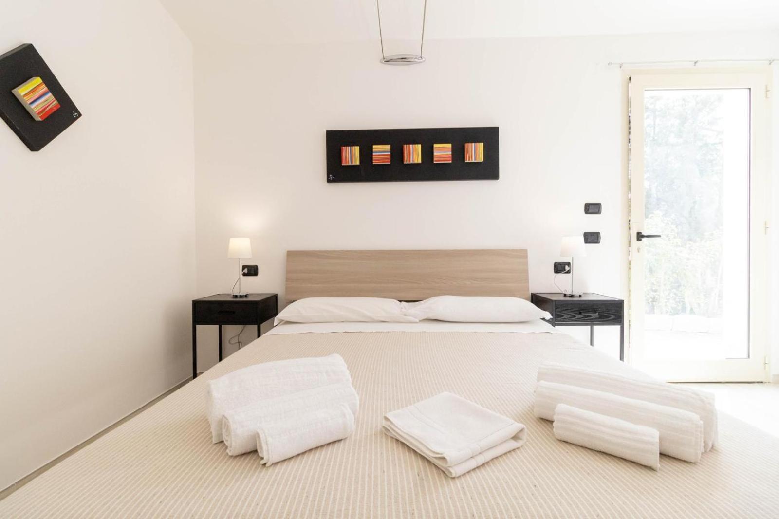 Standard Double Room - Photo 3