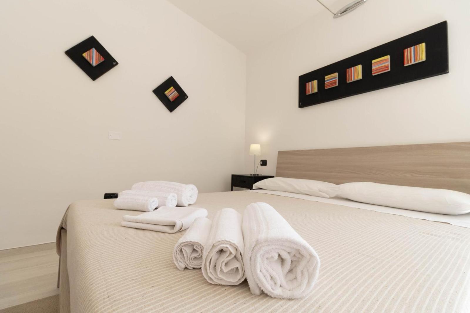 Standard Double Room - Photo 6