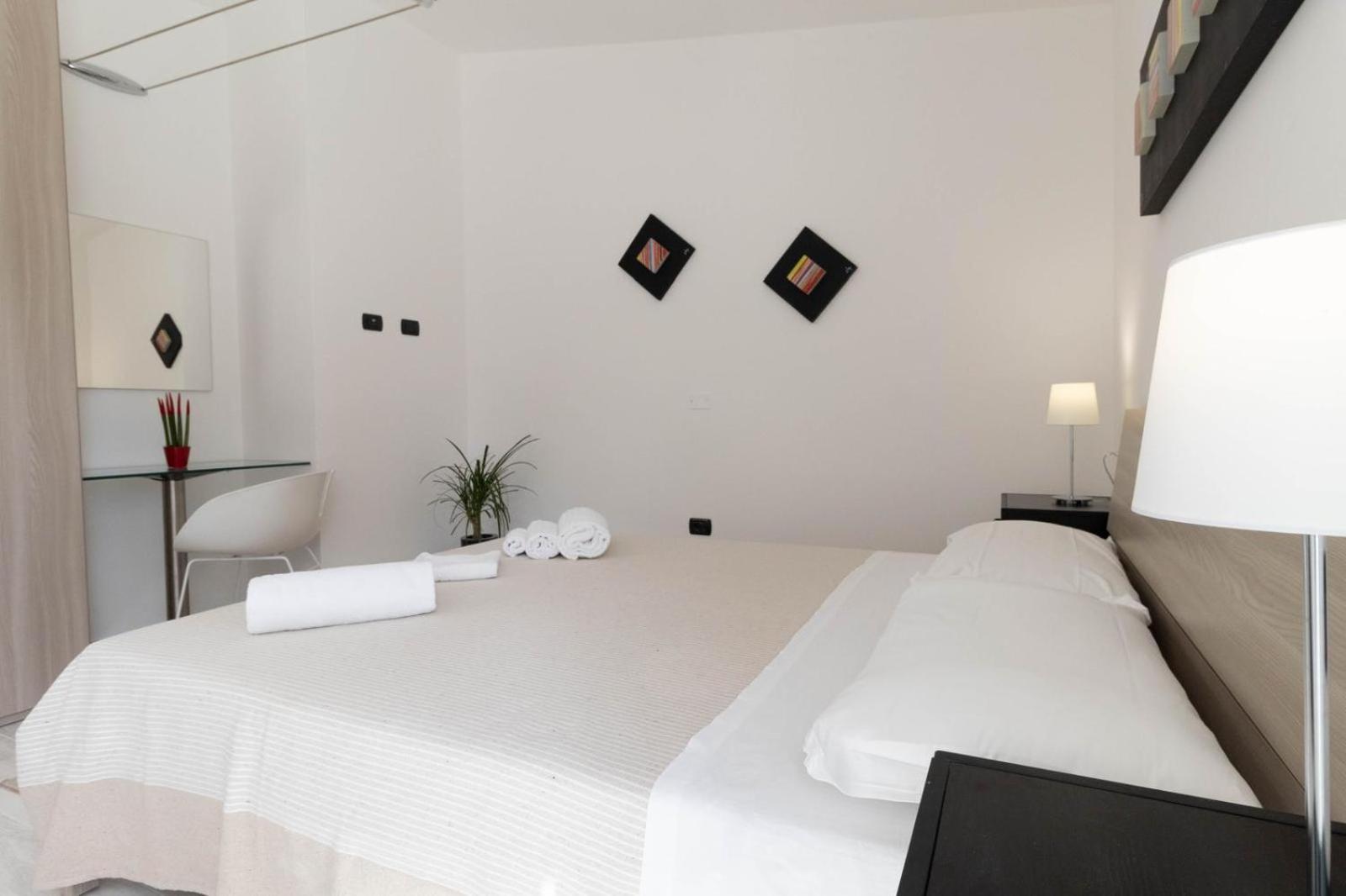 Standard Double Room - Photo 1