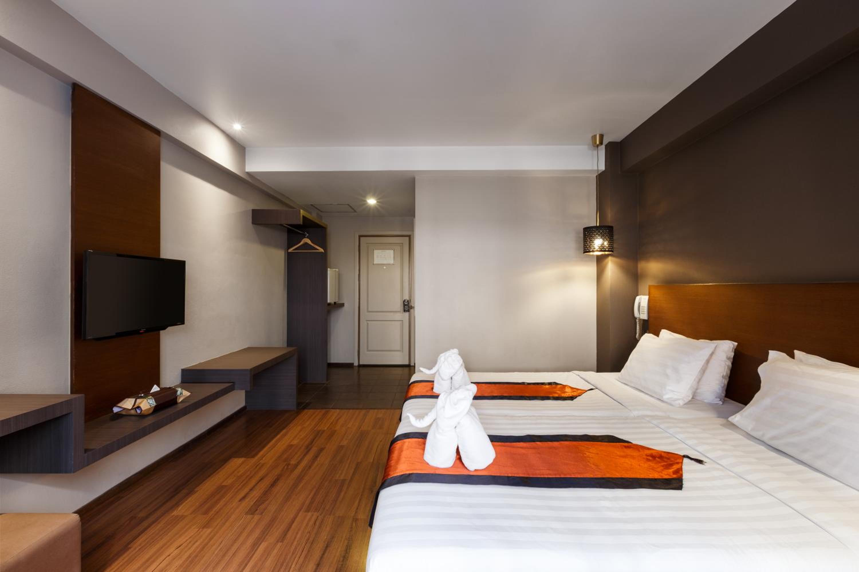 Superior Room with Pool View - Roundtrip Airport Transfer - Photo 4
