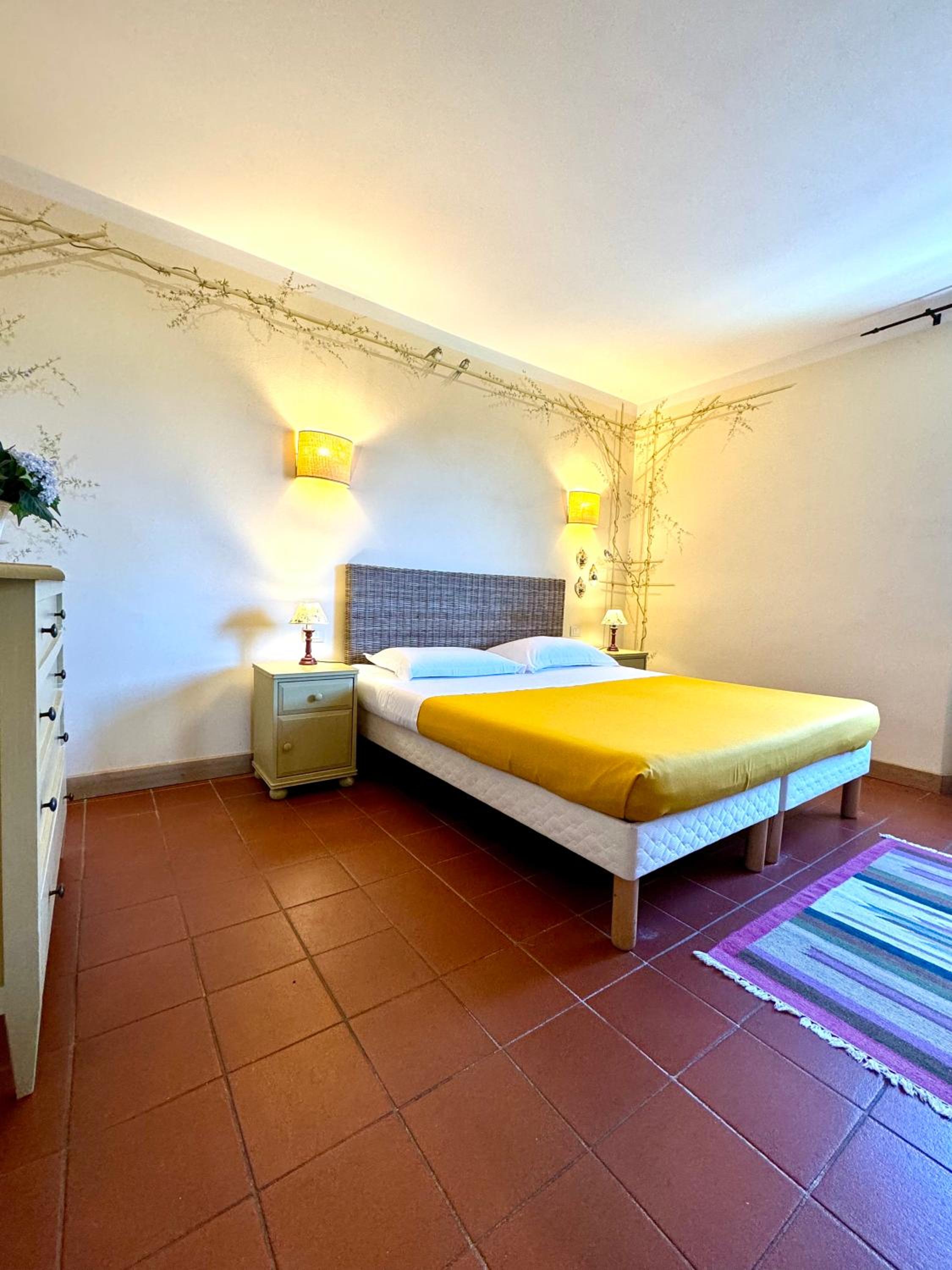 One-Bedroom House photo 1