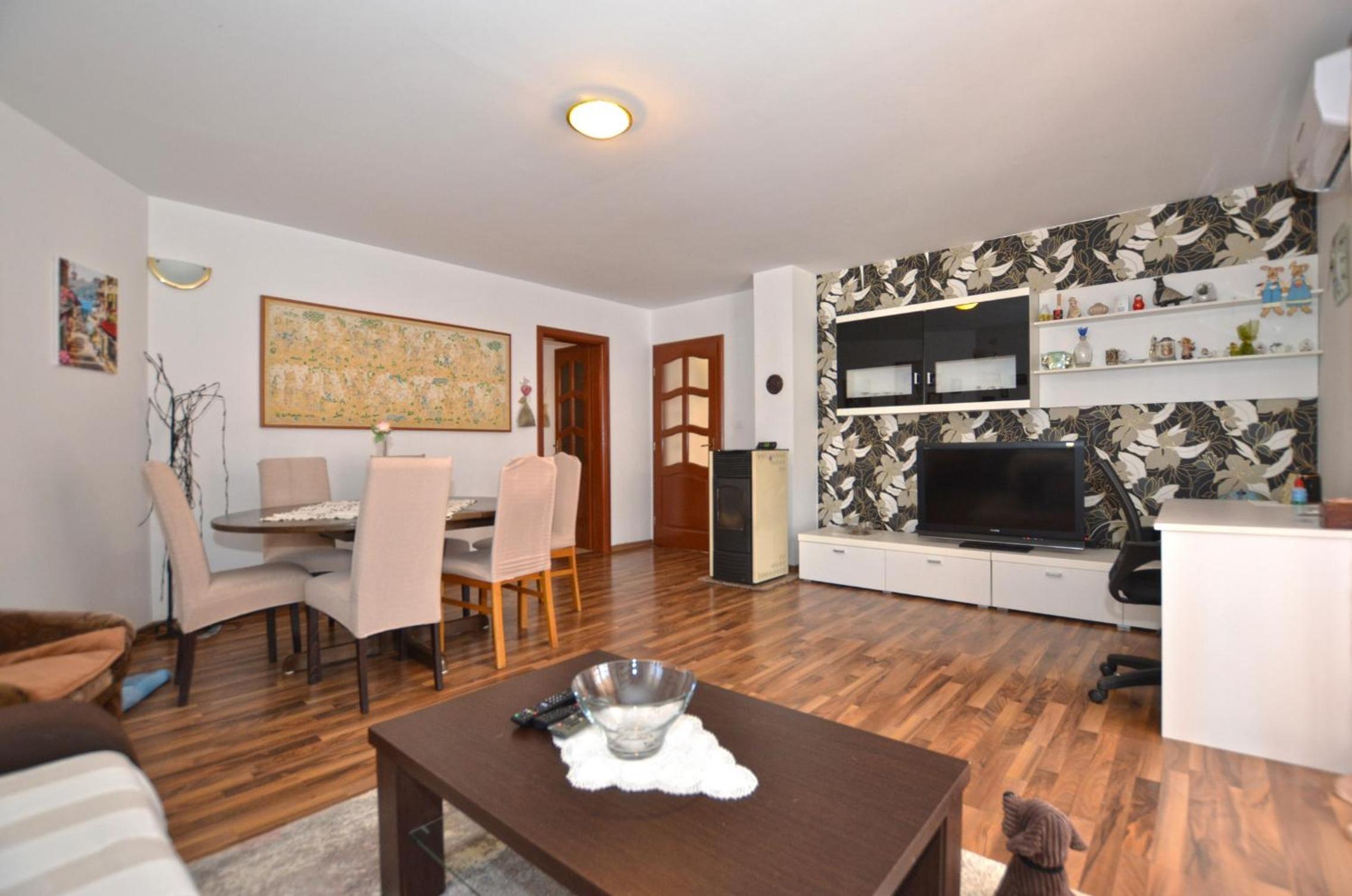 Two-Bedroom Villa photo 3