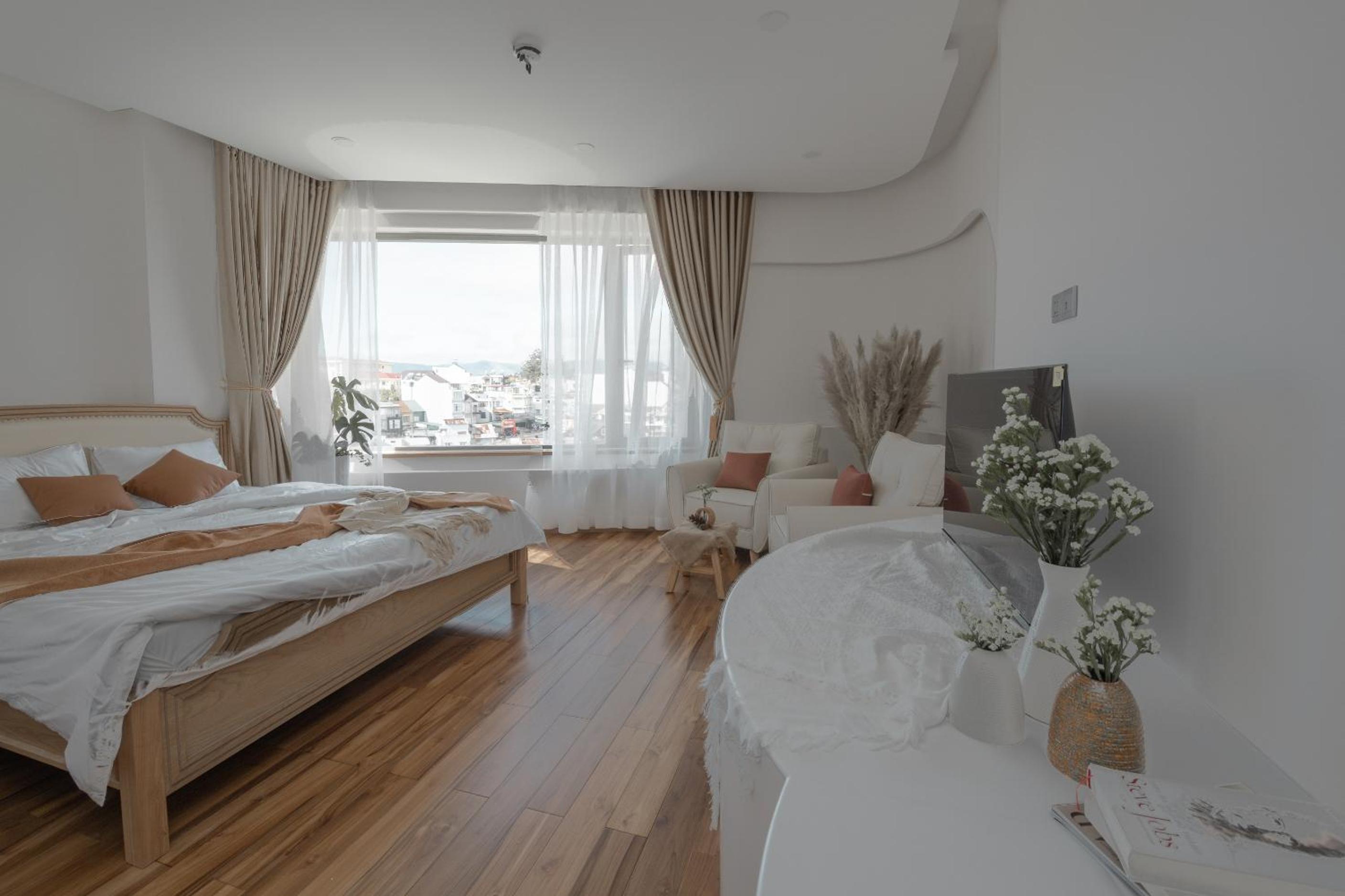 Deluxe Double Room - Photo 1
