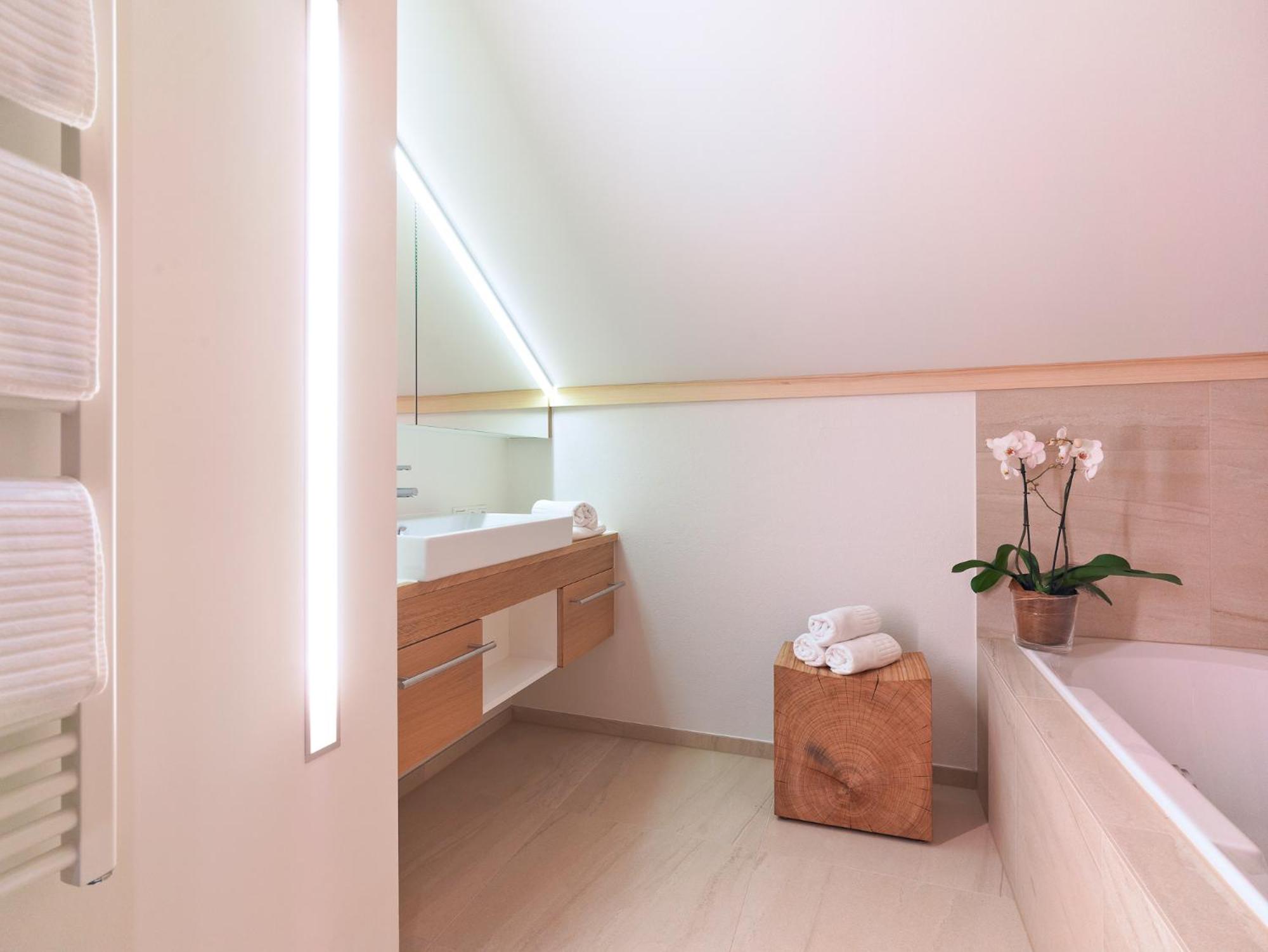 Two-Bedroom Apartment - Photo 7