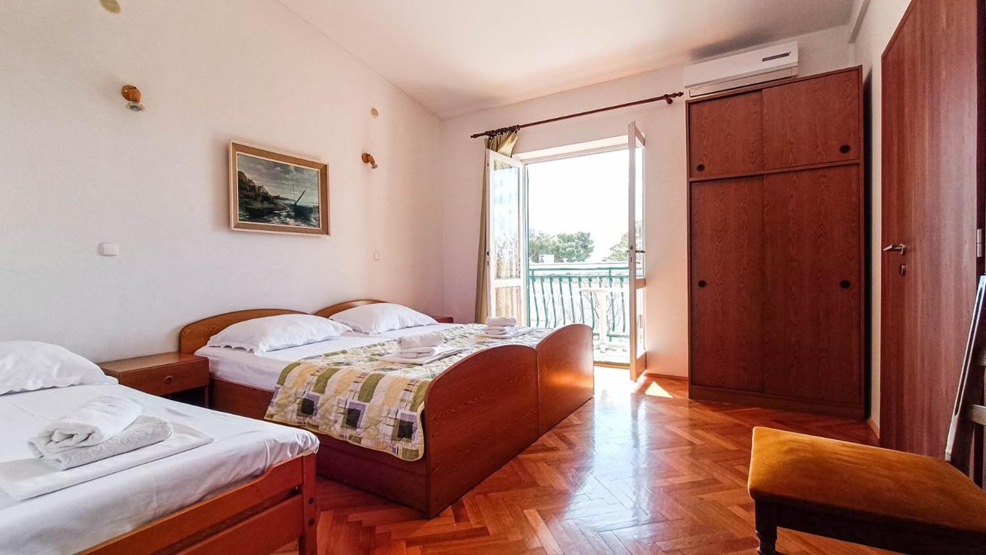 Apartment with Sea View photo 3